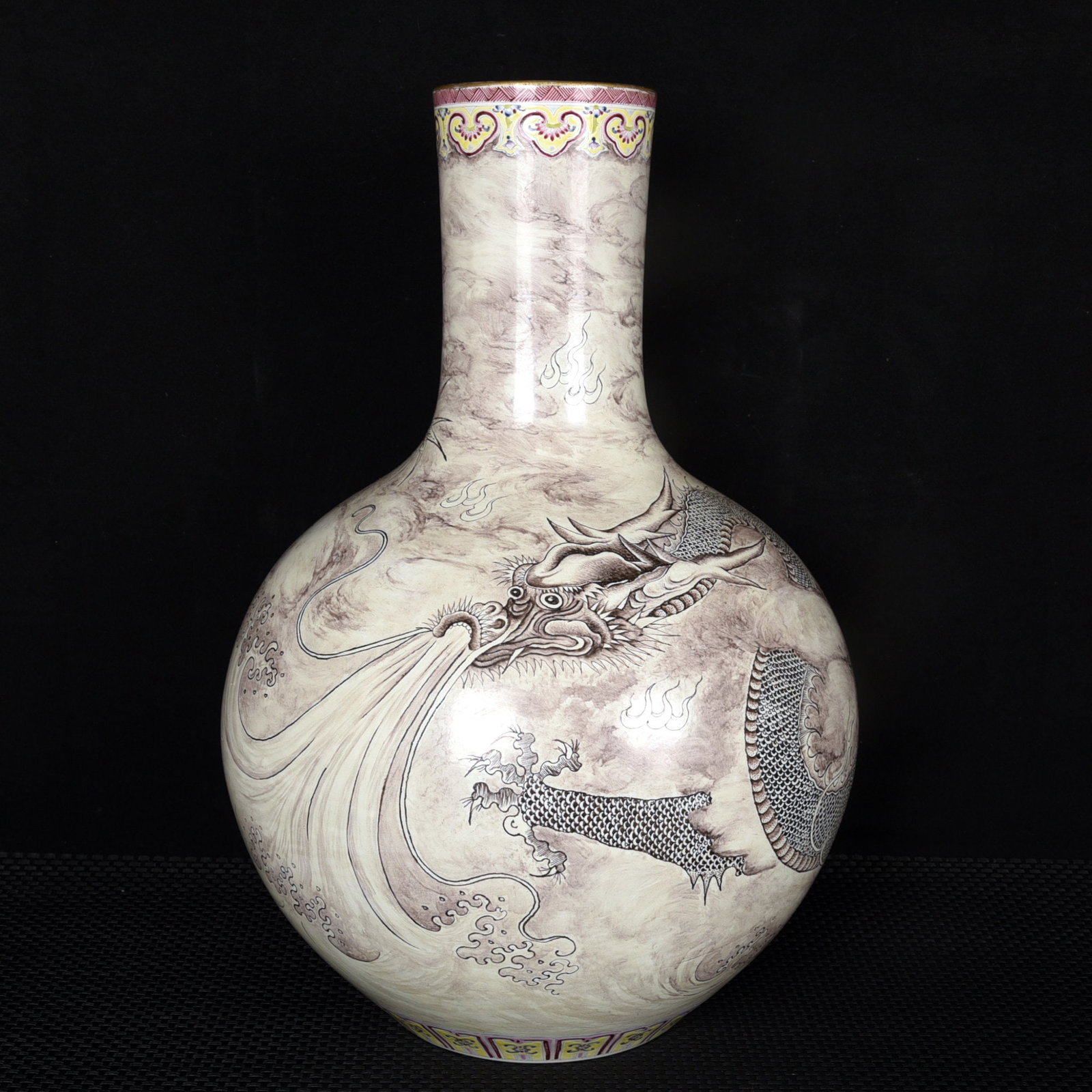 A Huge Ink Color Seawater and Dragon Pattern Vase (1 of 9)