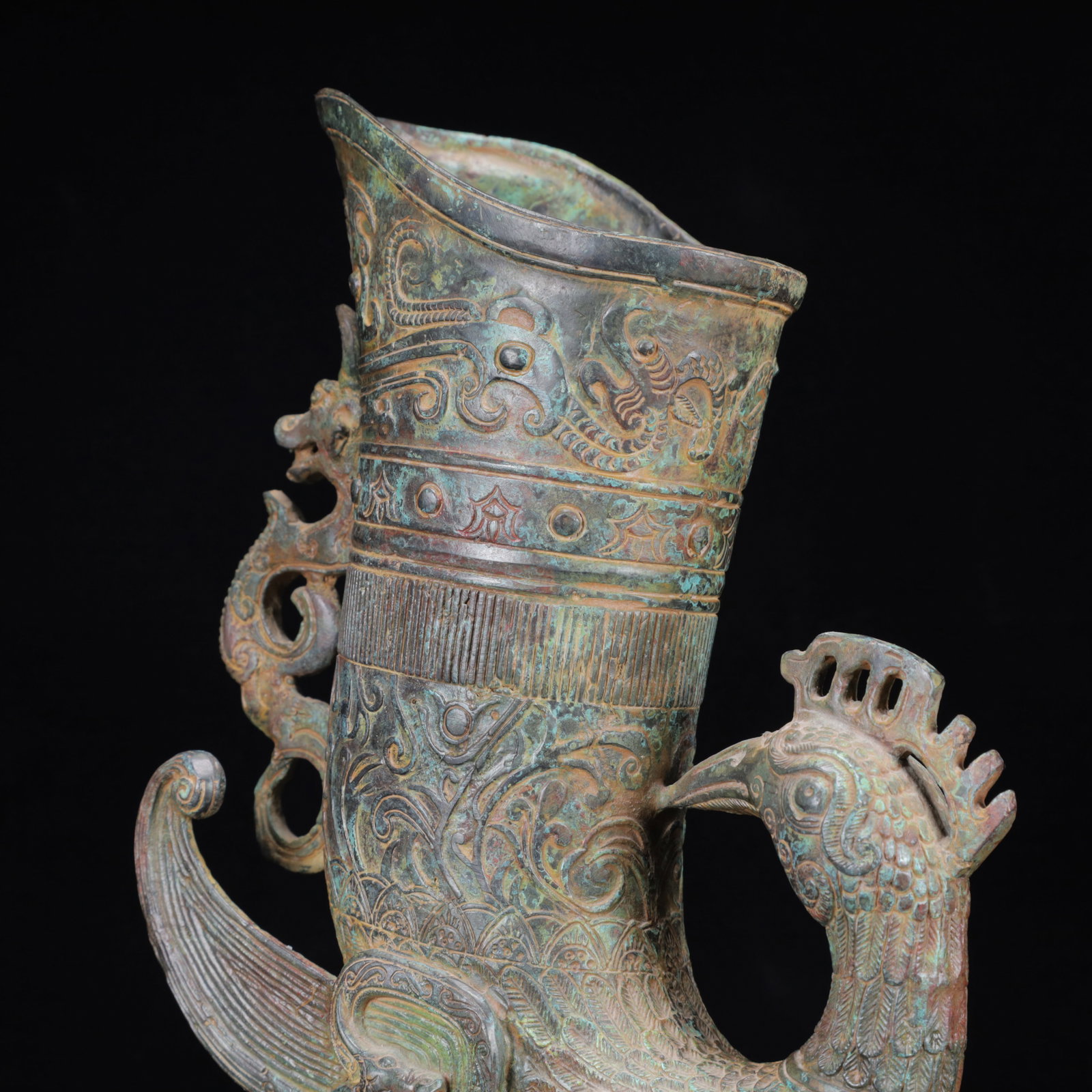 An Archaic Bronze Phoenix Pattern Cup - 9