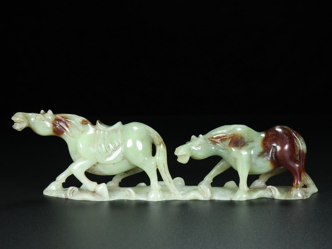 An Exquisite Greenish Jade Horse Ornament: An Exquisite Greenish Jade Horse Ornament,Qing Dynasty,China,Size:9.8inx3inx2in,Weight:551g 青白玉骏马摆件,中国清代