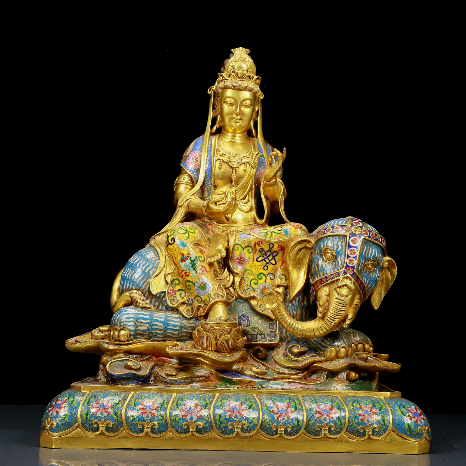 Two Solemn Cloisonne Statue of Manjusri and Samantabhadra: Two Solemn Cloisonne Statue of Manjusri and Samantabhadra, The combination of Manjushri Bodhisattva and Samantabhadra Bodhisattva embodies the aspirational pursuit within Buddhist practice. Manjushri,