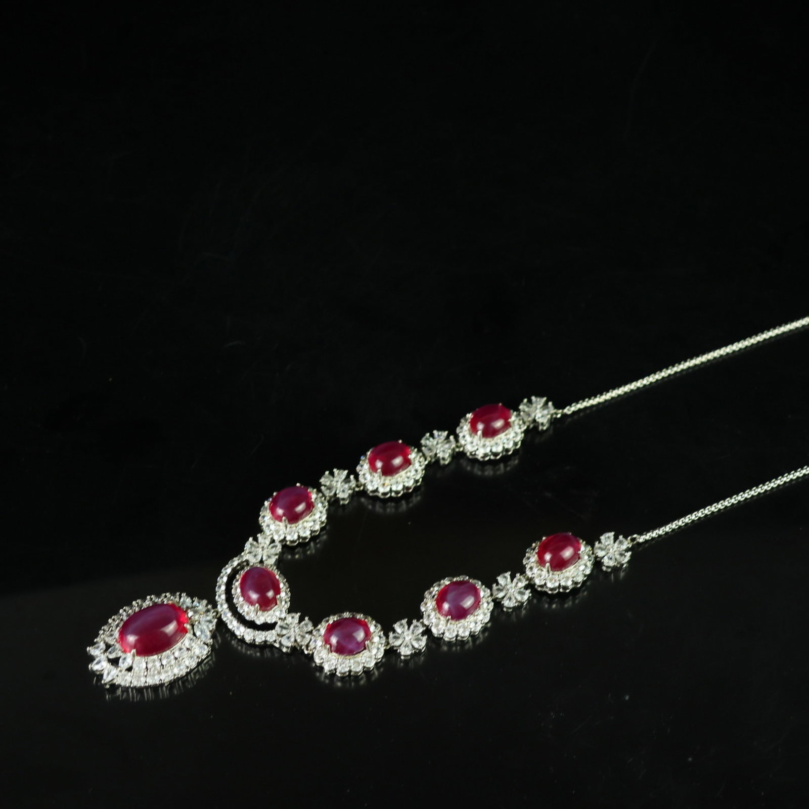 An Exquisite Necklace - 7