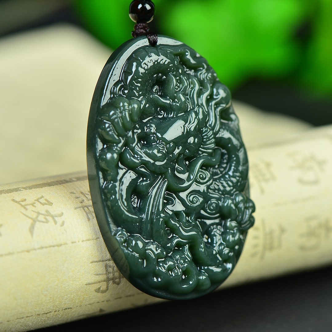 An Exquisite Jasper Dragon Pattern Pendant - 2