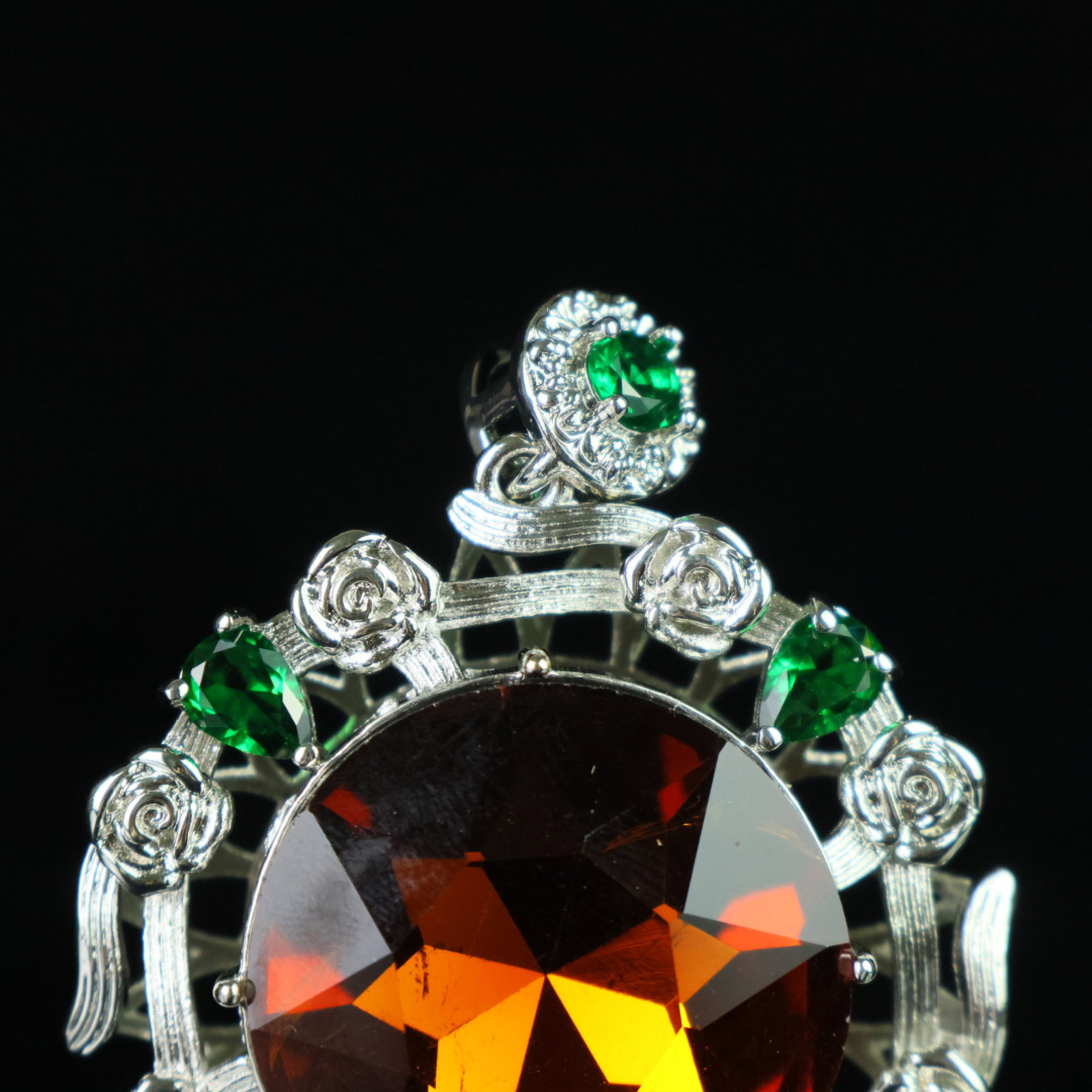 An Exquisite Pendant - 2