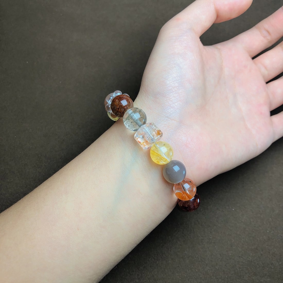 An Exquisite Multi-Gem Bracelets - 7