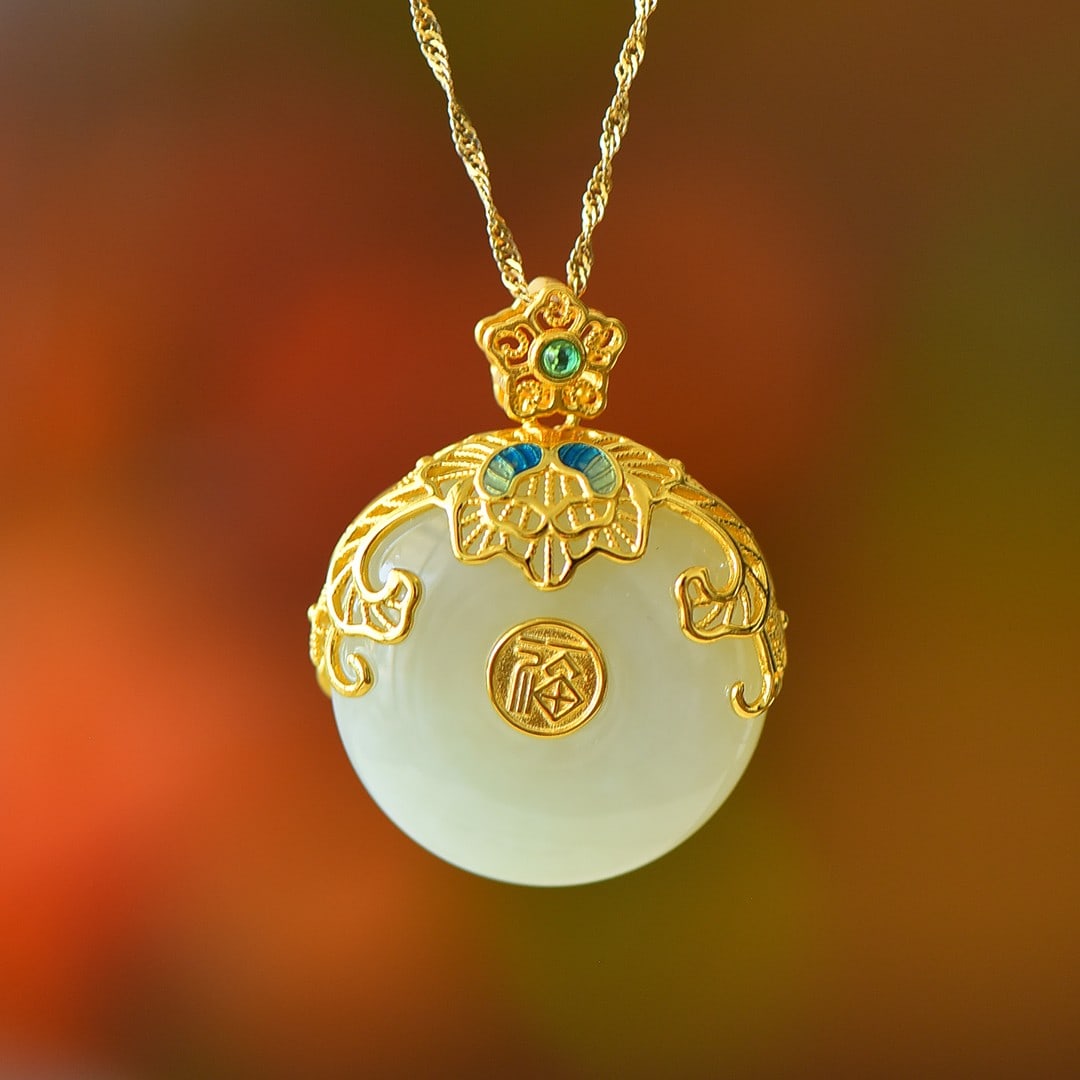 An Exquisite Sterling Silver-Gold Plated Inlaid White Jade Pendant: An Exquisite Sterling Silver-Gold Plated Inlaid White Jade Pendant 纯银镀金镶白玉吊坠