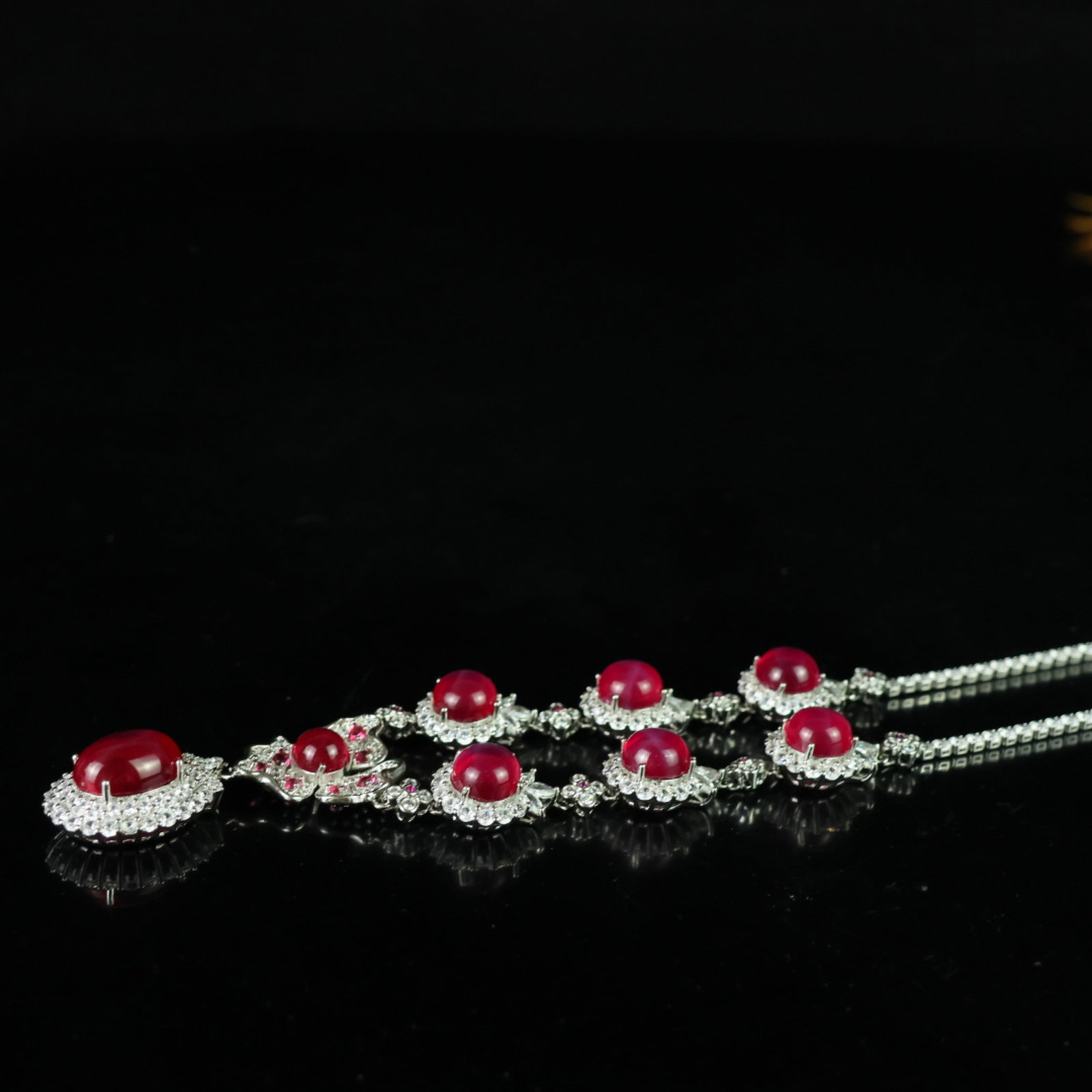 An Exquisite Necklace - 7