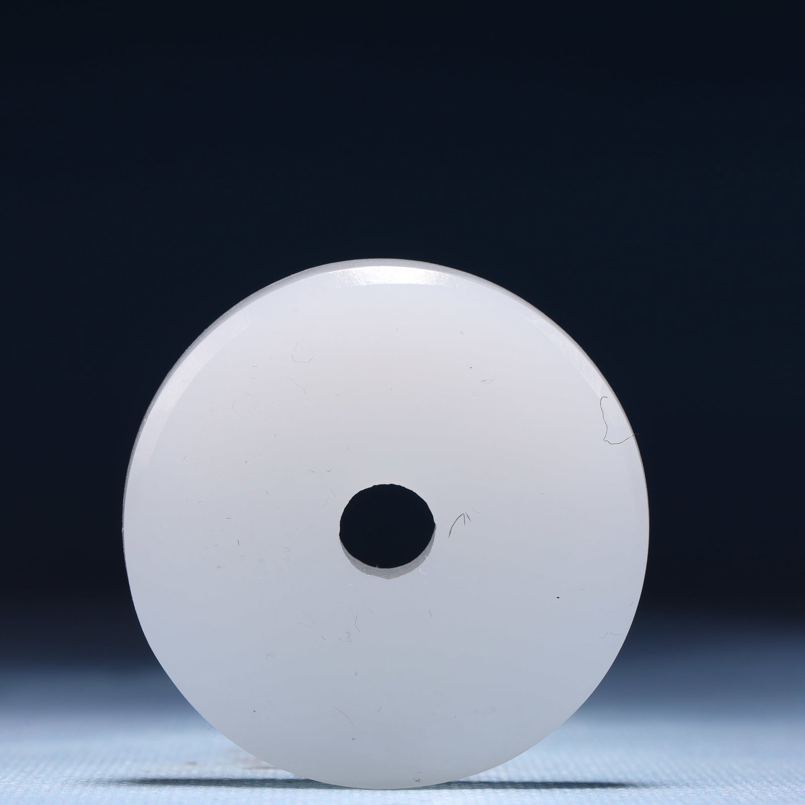 An Exquisite White Jade Auspicious Cloud Pattern Pendant - 4