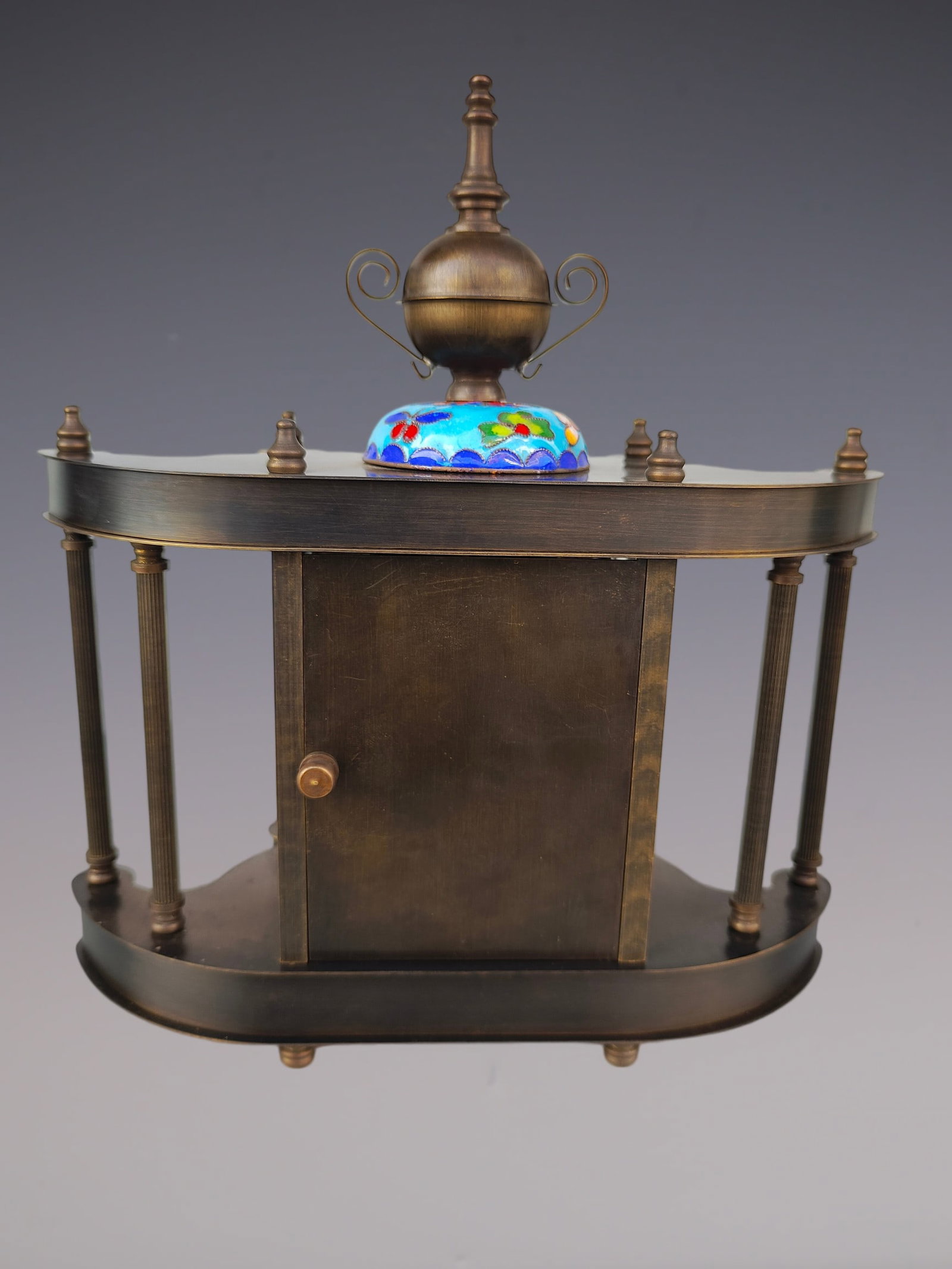 An Exquisite Bronze Lotus Pattern Clock - 5