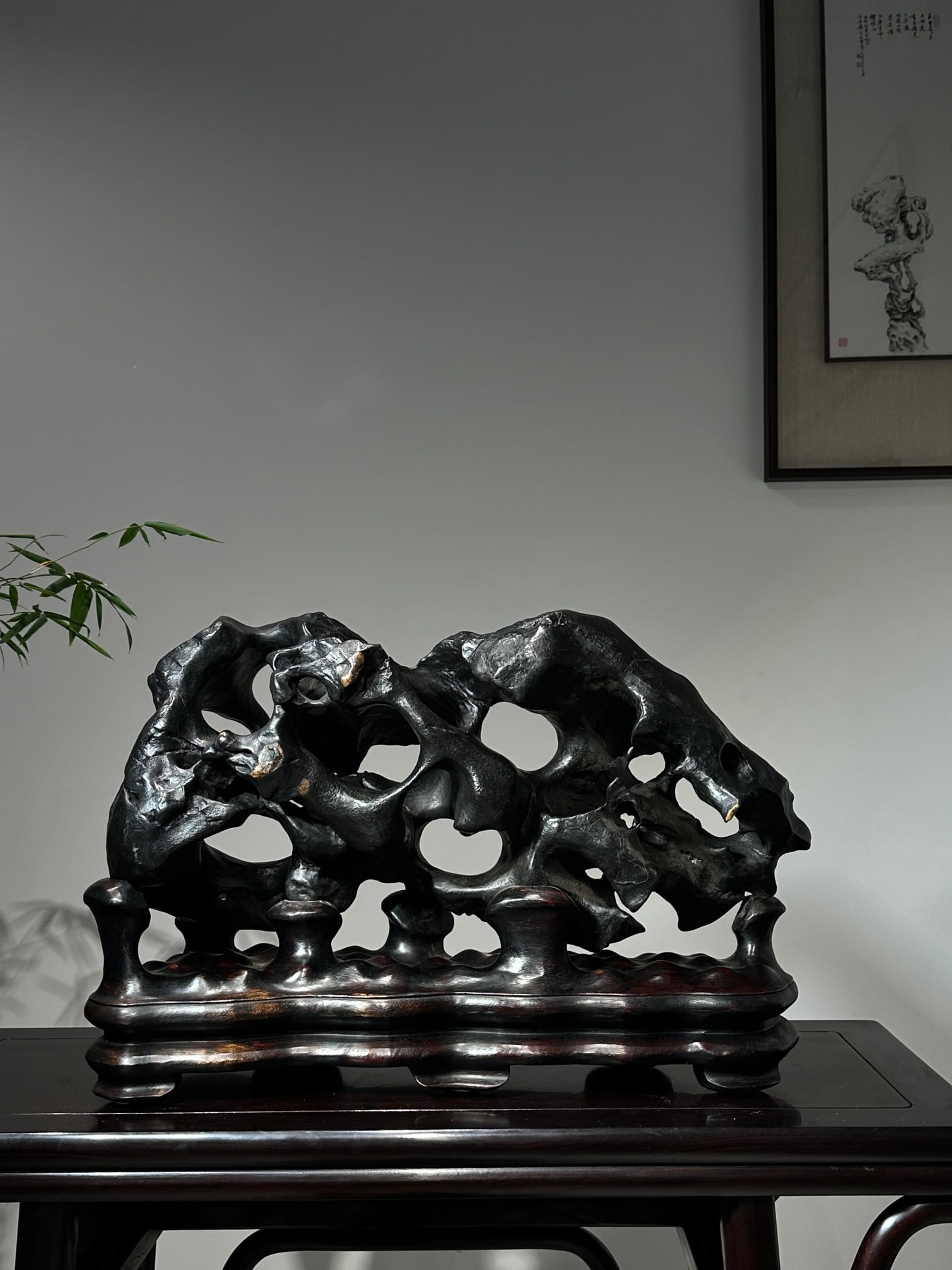 An Exquisite Taihu Stone Ornament: An Exquisite Taihu Stone Ornament Qing Dynasty, China Size:25.2inx16.5inx9.1in太湖石摆件 中国清代 Size:64cmx42cmx23cm