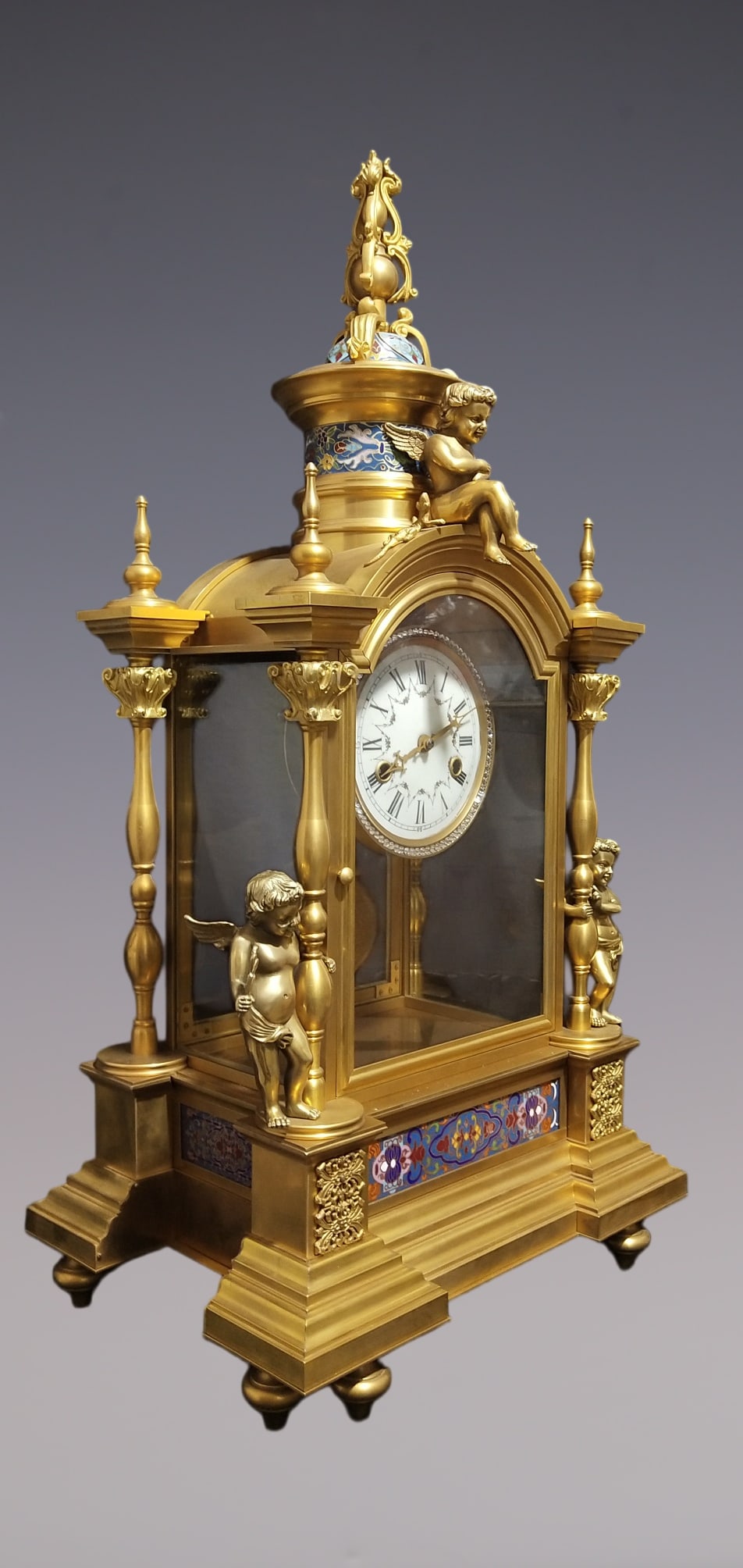An Exquisite Gilt Bronze Lotus Pattern Clock - 5