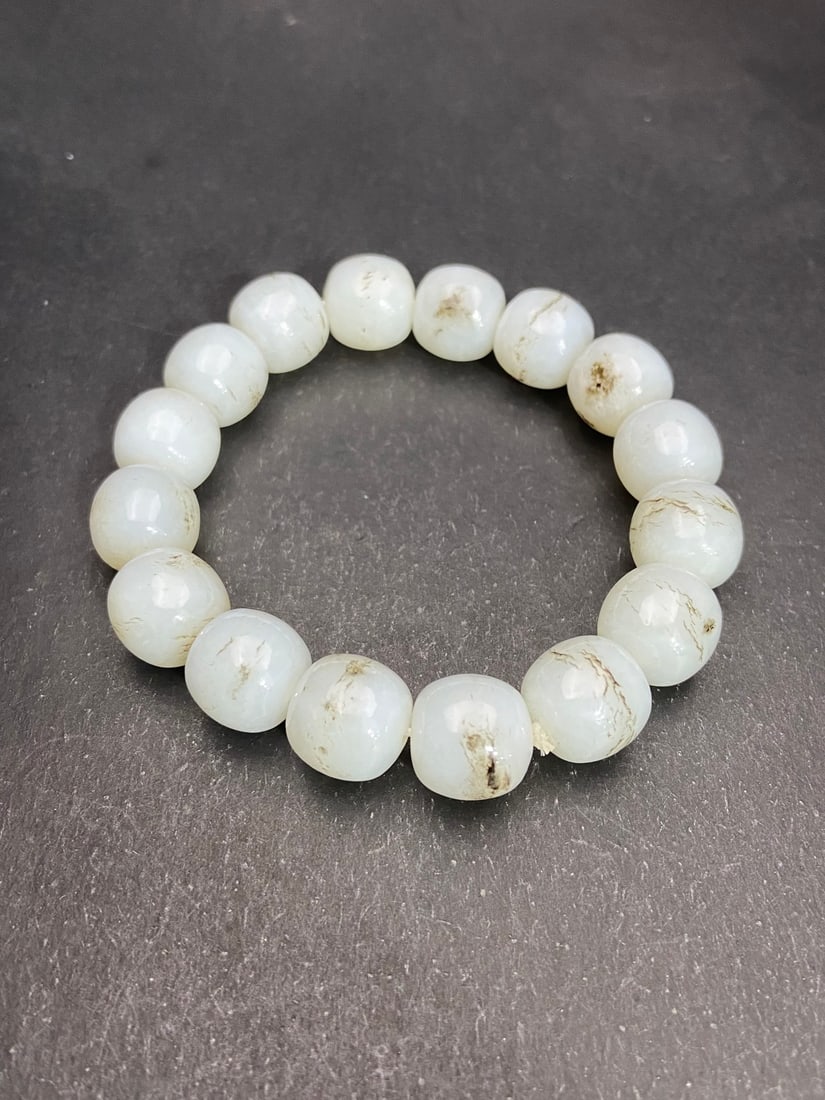 An Exquisite White Jade Bracelets - 2