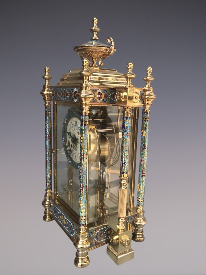 An Exquisite Gilt Bronze Lotus Pattern Clock - 4