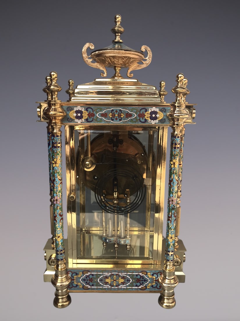 An Exquisite Gilt Bronze Lotus Pattern Clock - 6