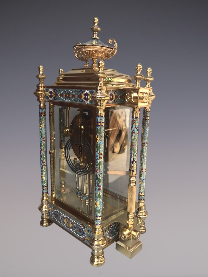 An Exquisite Gilt Bronze Lotus Pattern Clock - 8