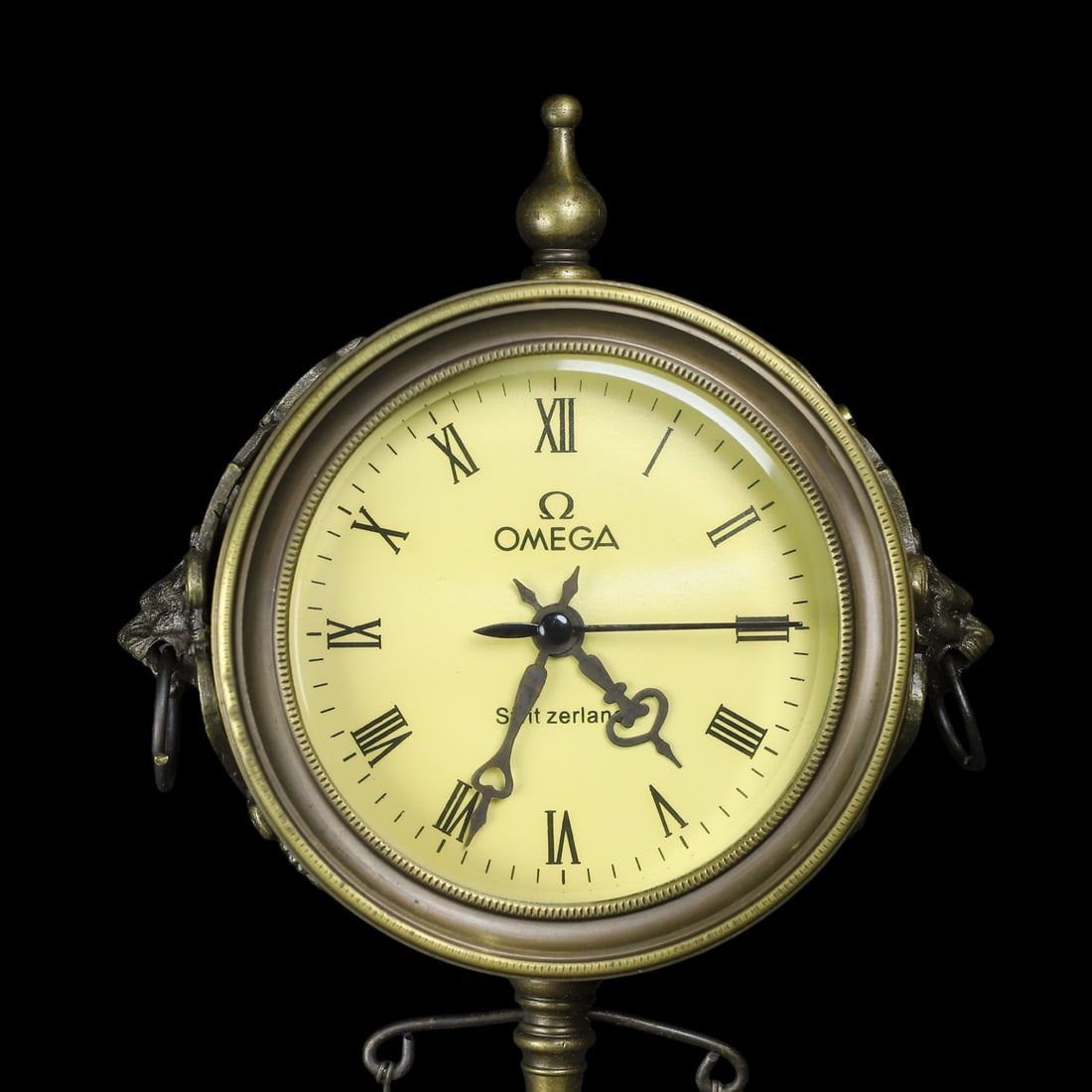 An Exquisite Bronze Clock - 2