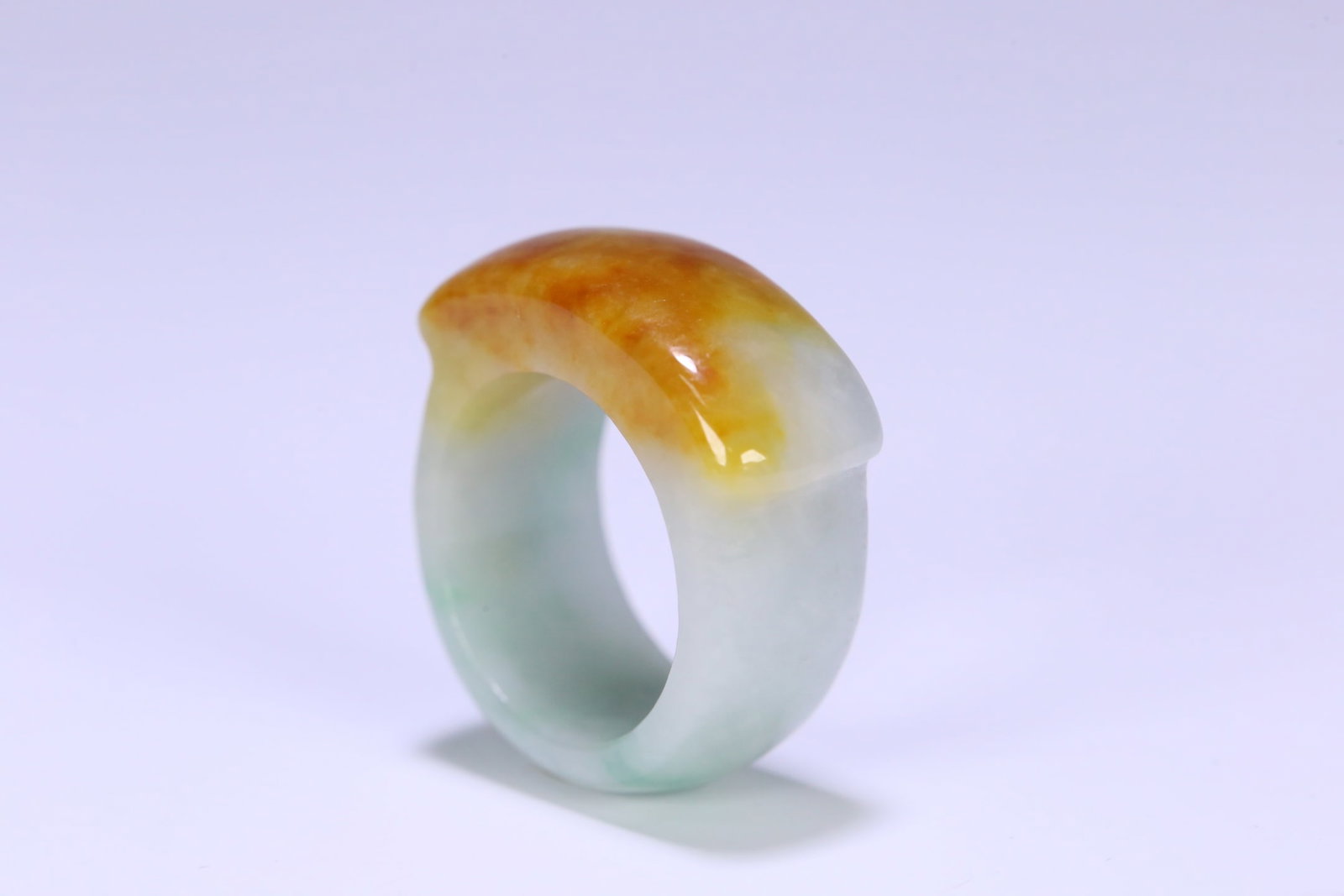 An Exquisite Jadeite Ring - 2