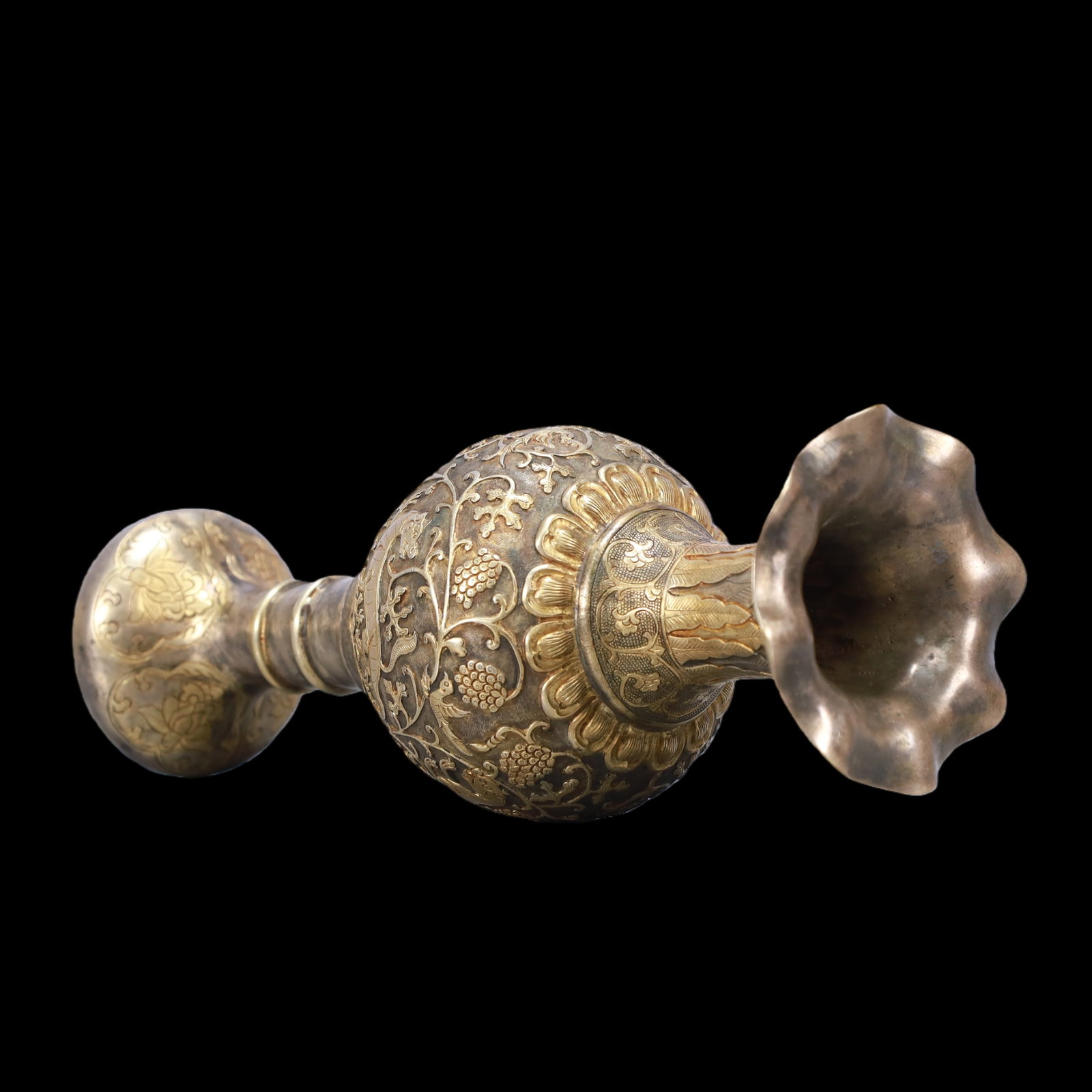 A Exquisite Gilt Silver Lotus Pattern Auspicious Beast Pattern Vase - 5