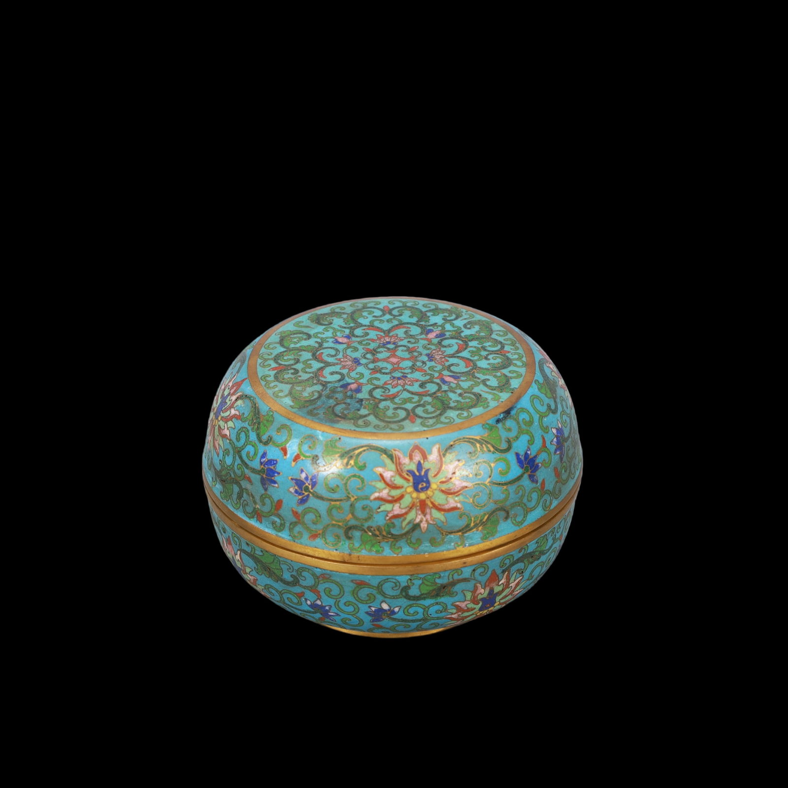 A Exquisite Cloisonne Lotus Pattern Box - 2