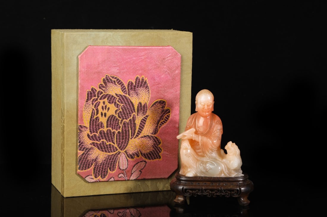 An Exquisite Shoushan Stone Statue of Arhat Ornament: An Exquisite Shoushan Stone Statue of Arhat Ornament Qing Dynasty, China Size:4.3inx3.1in Weight:372g寿山石罗汉摆件 中国清代