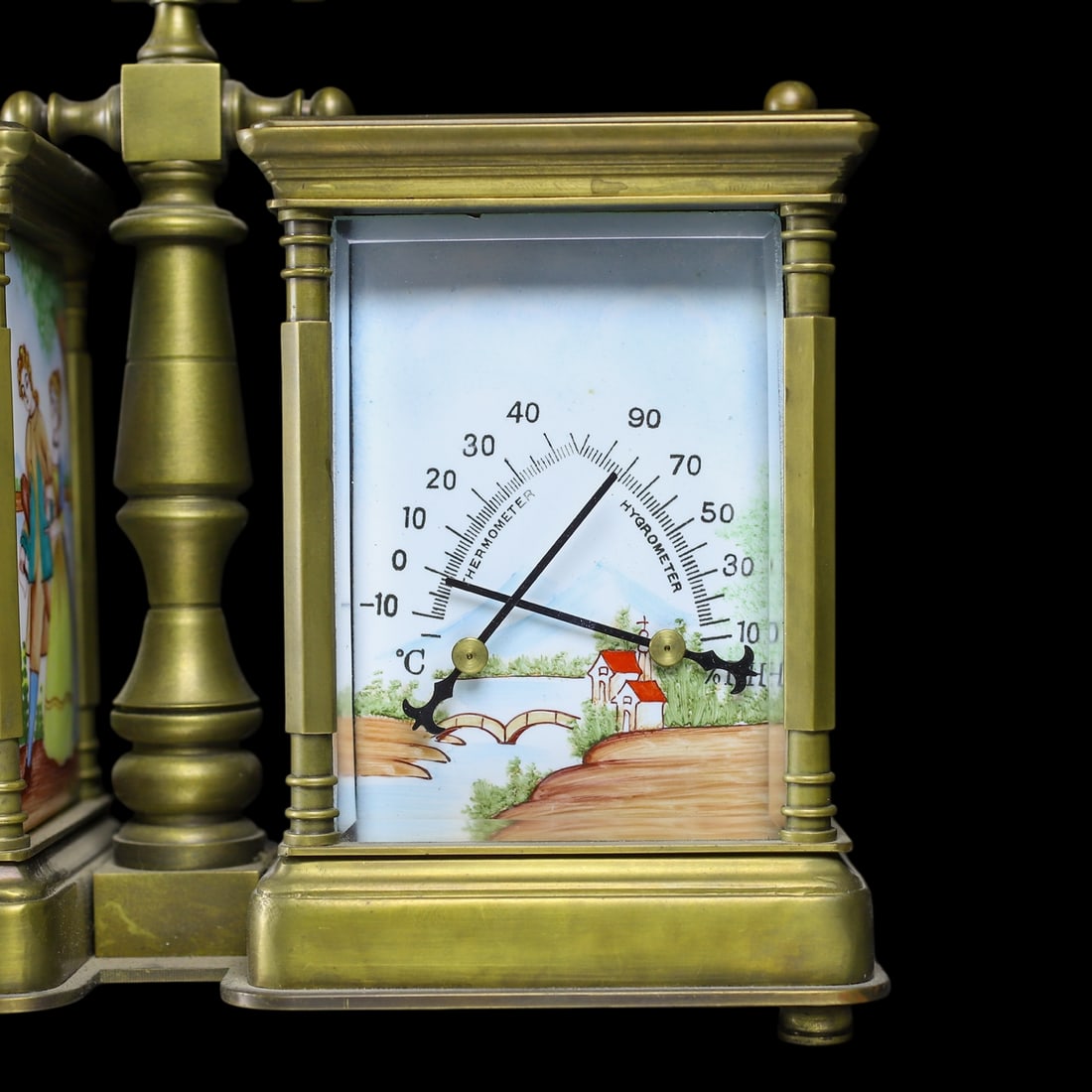 An Exquisite Gilt Bronze Flower Pattern Figure Pattern Clock - 2