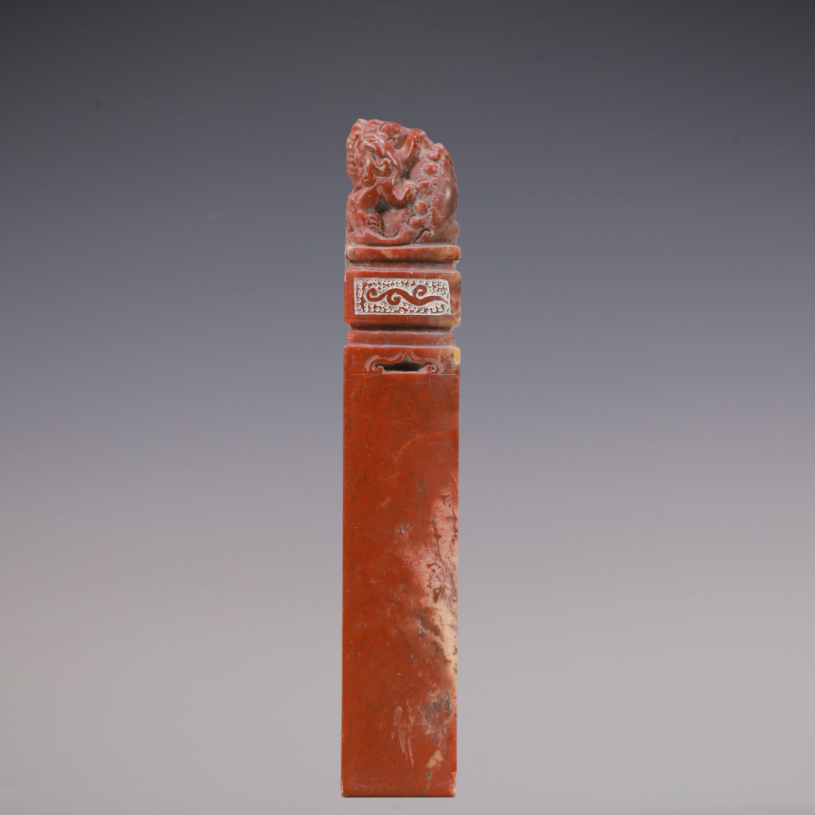 A Exquisite Shoushan Stone Auspicious Beast Seal: A Exquisite Shoushan Stone Auspicious Beast Seal Qing Dynasty, China Size:0.9inx0.9inx5.3in Weight:150g寿山石瑞兽印章 中国清代