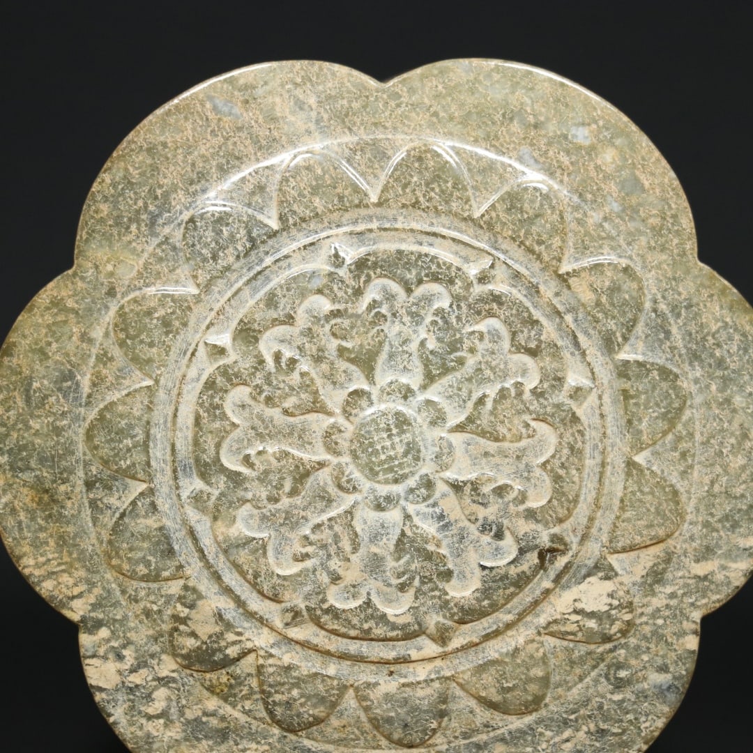 An Exquisite White Jade Flower Pattern Box - 3