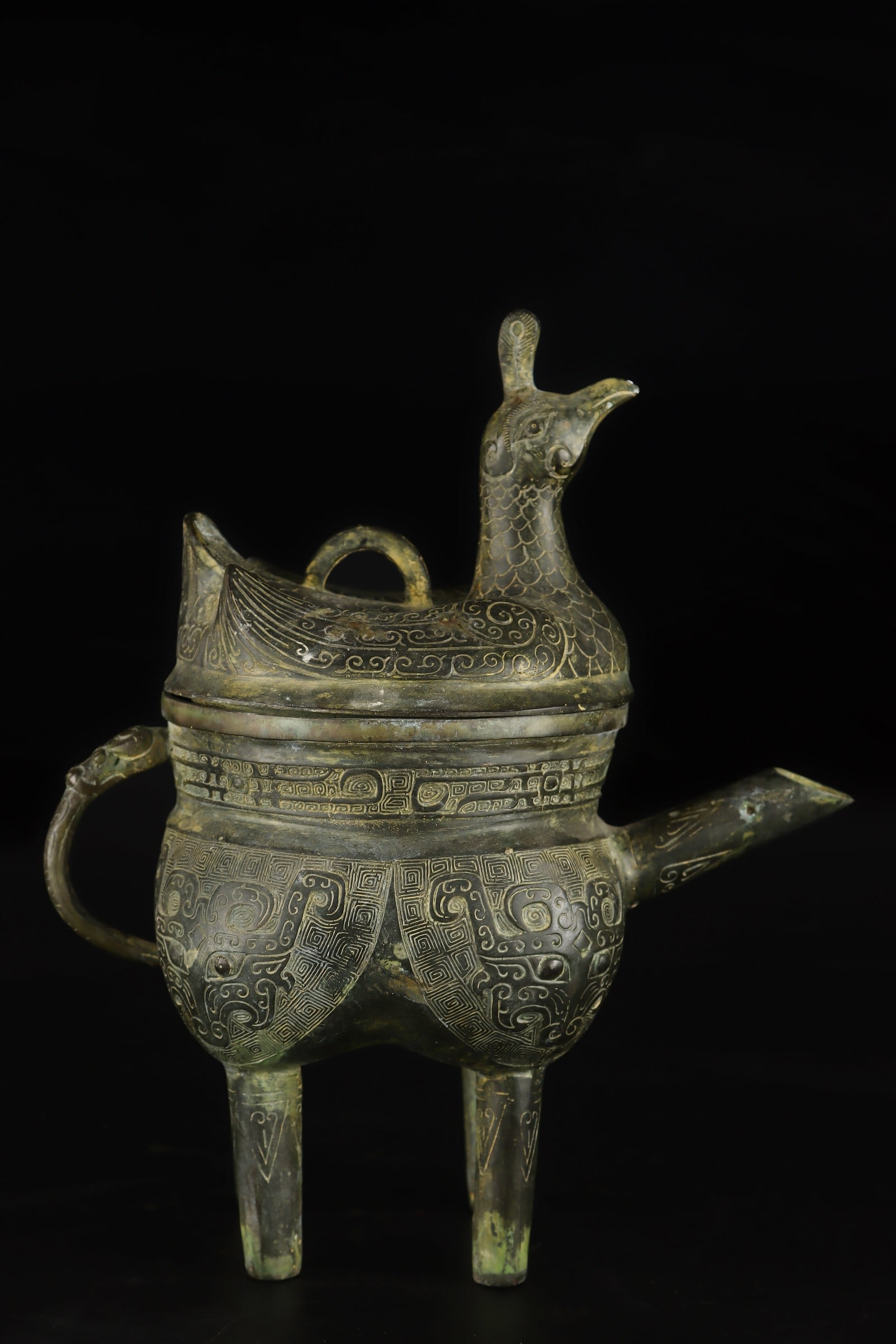 An Exquisite Bronze Beast-Face Pattern Ewer - 3