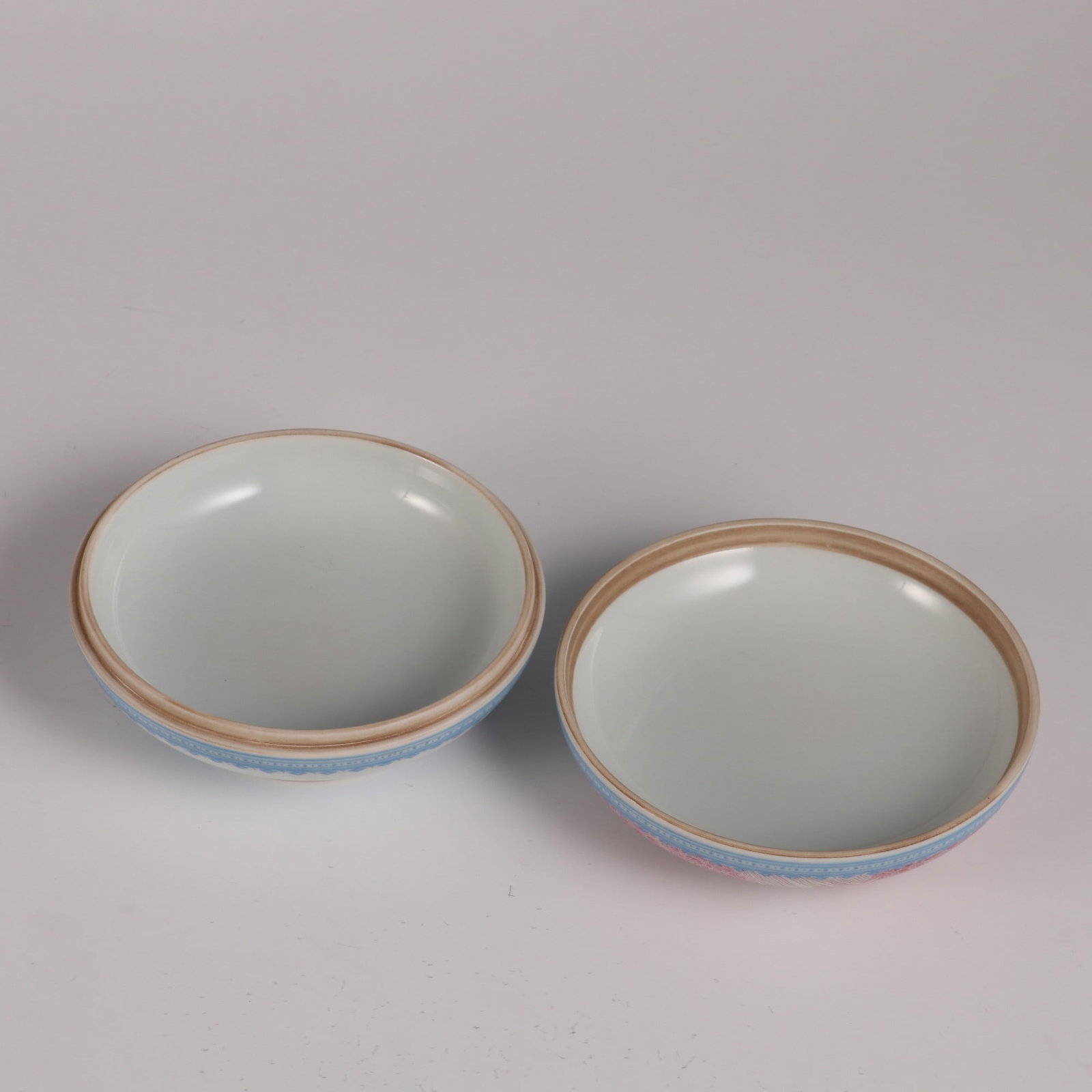 An Exquisite Ruby red-Glazed Landscape Pattern Box - 4