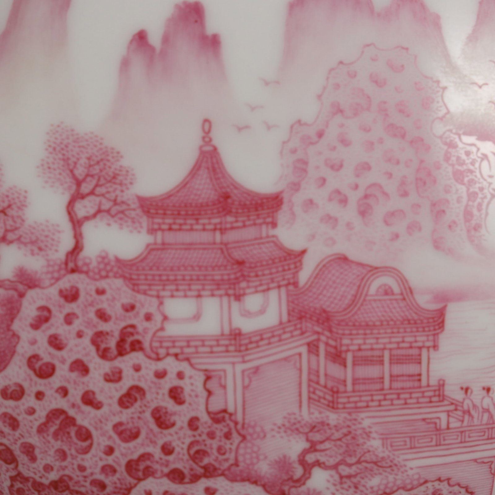 An Exquisite Ruby red-Glazed Landscape Pattern Box - 8