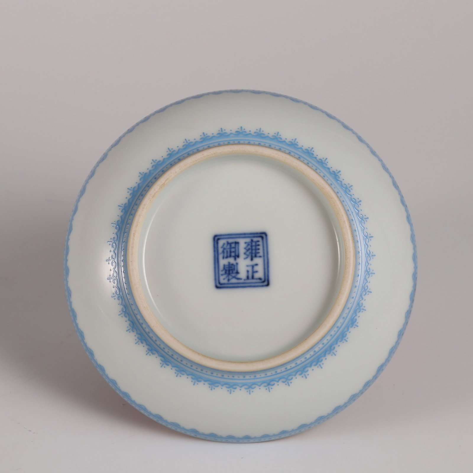 An Exquisite Ruby red-Glazed Landscape Pattern Box - 9