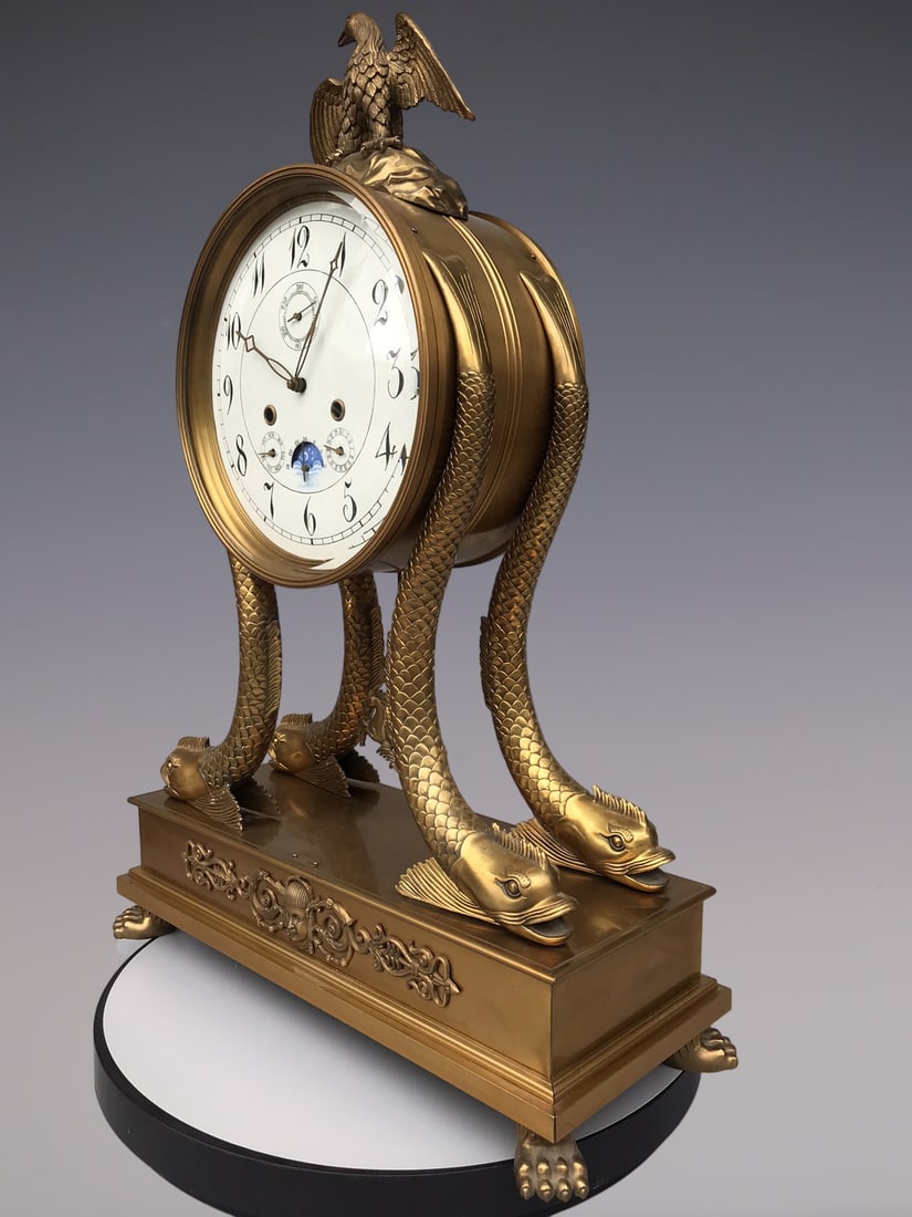 An Exquisite Bronze Clock - 2