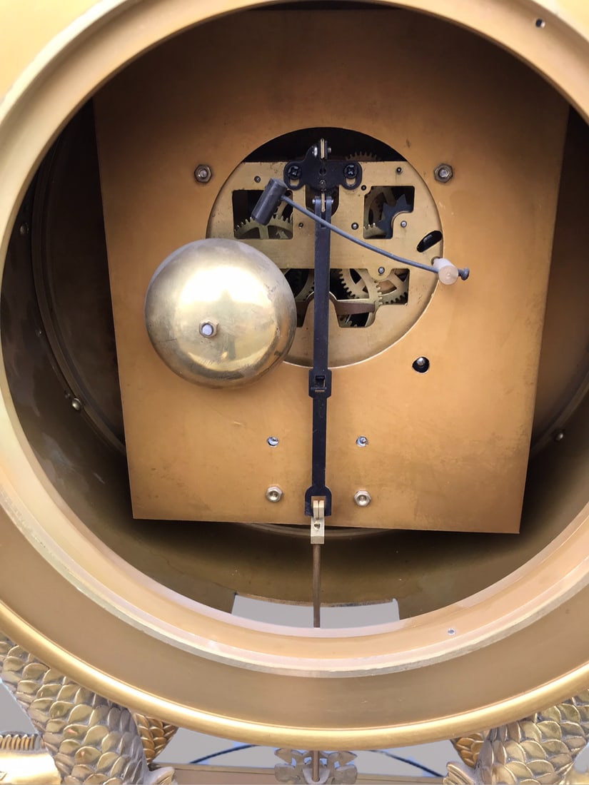 An Exquisite Bronze Clock - 9