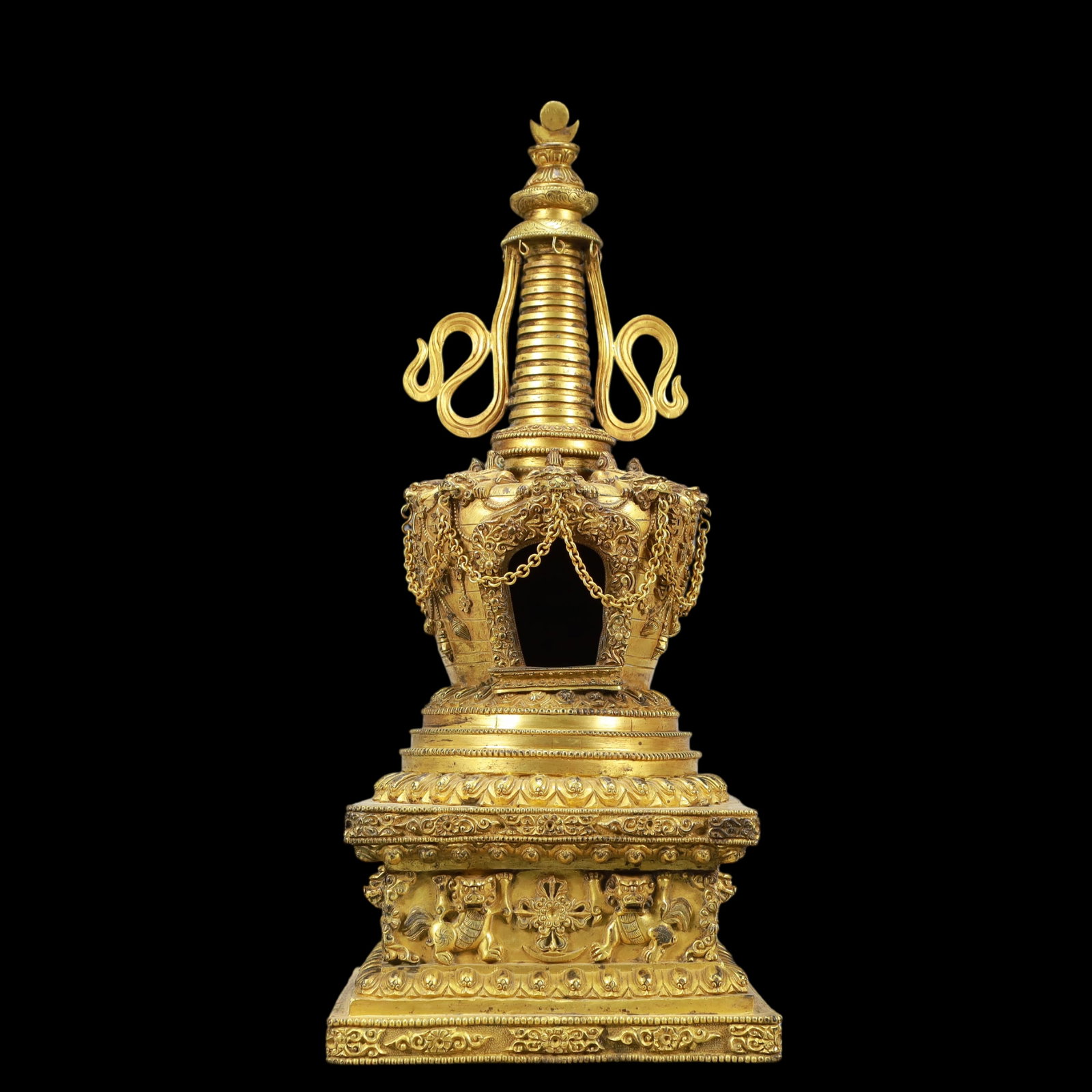 A Exquisite Gilt Bronze Auspicious Beast Pattern Pagoda: A Exquisite Gilt Bronze Auspicious Beast Pattern Pagoda Ming Dynasty, China Size:6.9inx16.1in Weight:7150g铜鎏金瑞兽纹宝塔