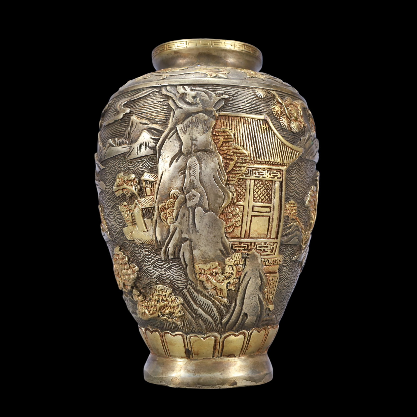 A Exquisite Gilt Silver Lotus Pattern Landscape Pattern Vase - 3