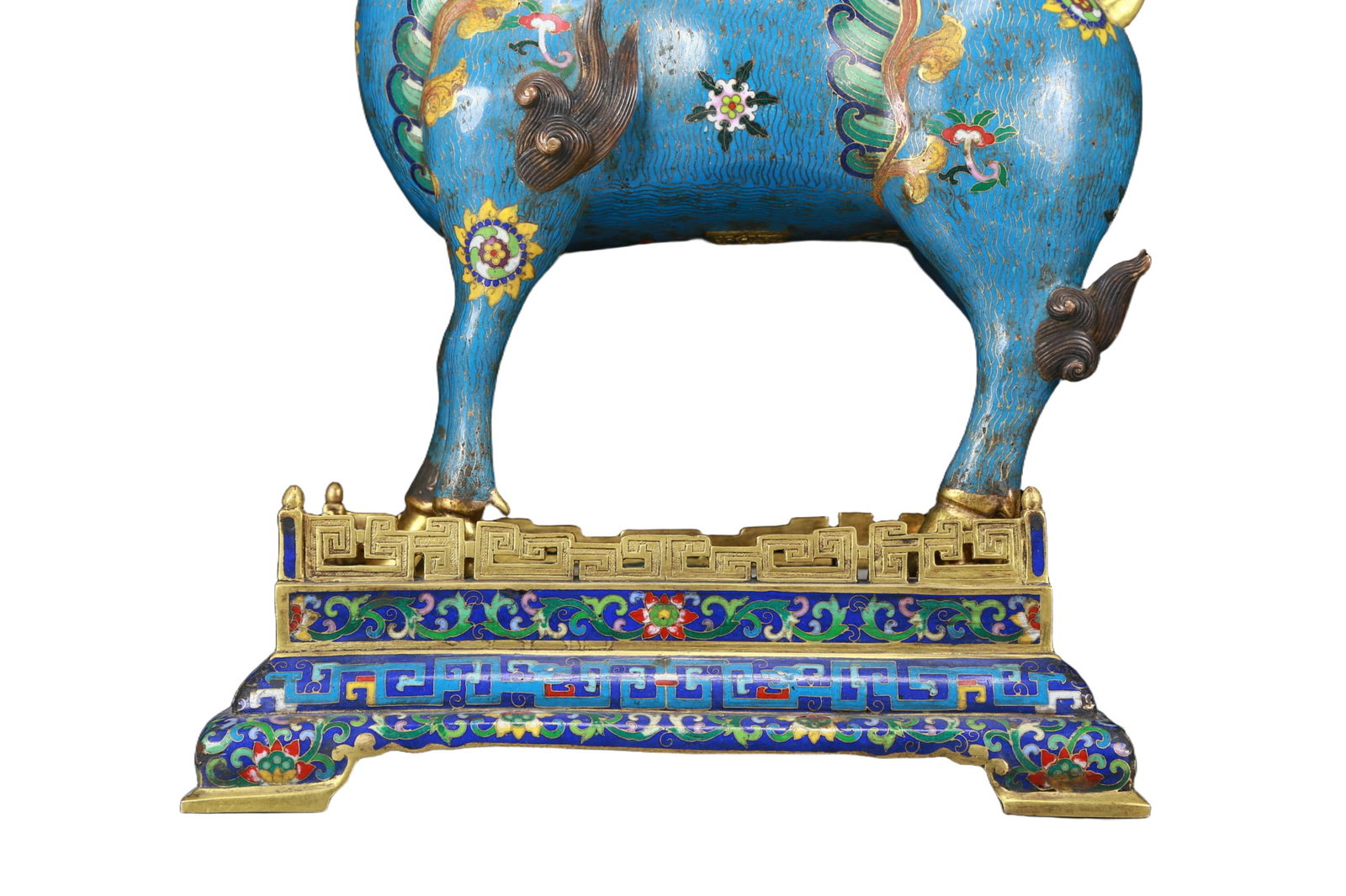 A Pair of Exquisite Cloisonné Goat Candlesticks - 4
