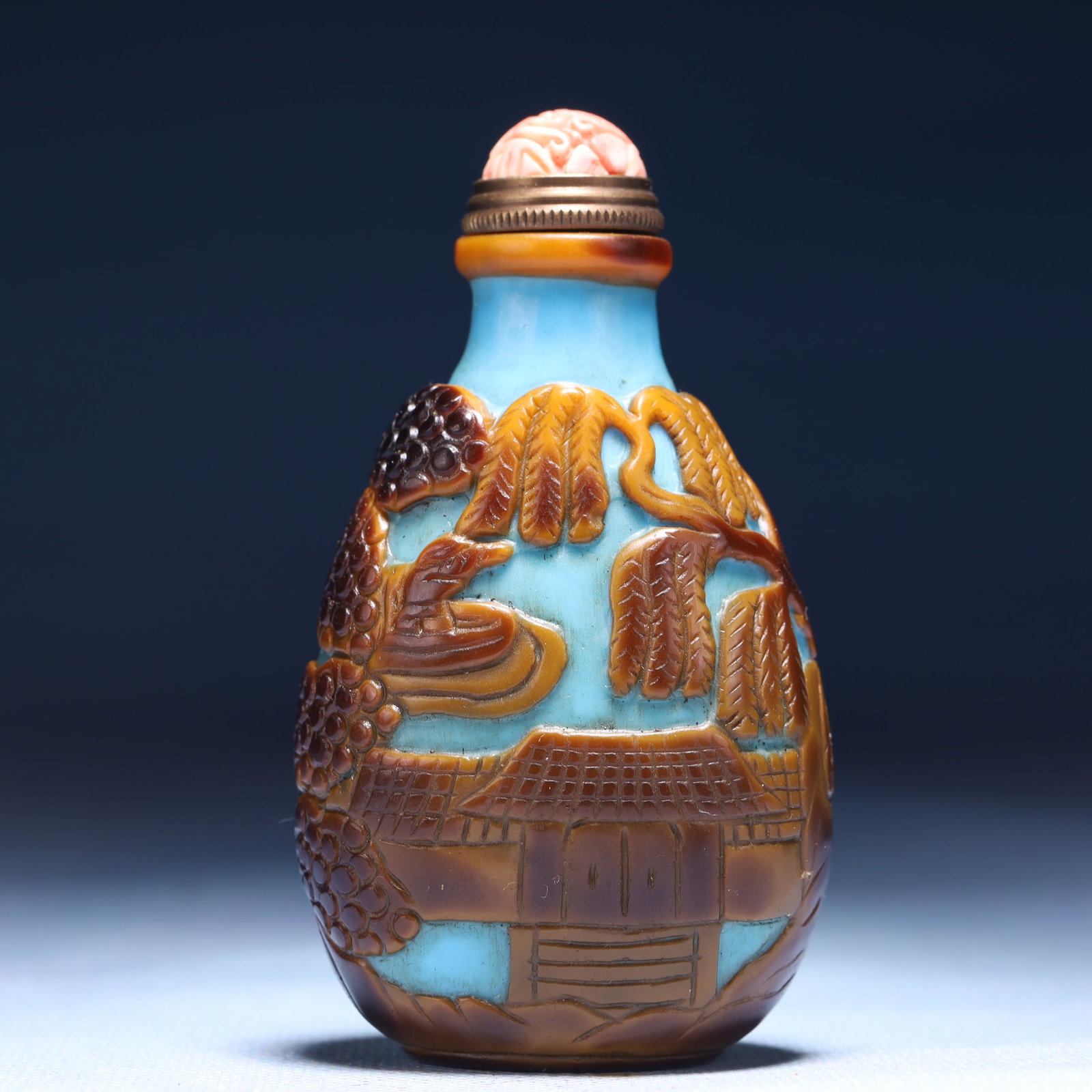 An Exquisite Glass Landscape Pattern Snuff Bottle: An Exquisite Glass Landscape Pattern Snuff Bottle,Qing Dynasty,China,Daoguang Four-character Mark,Size:2inx1.6inx3.3in,Weight:103g 