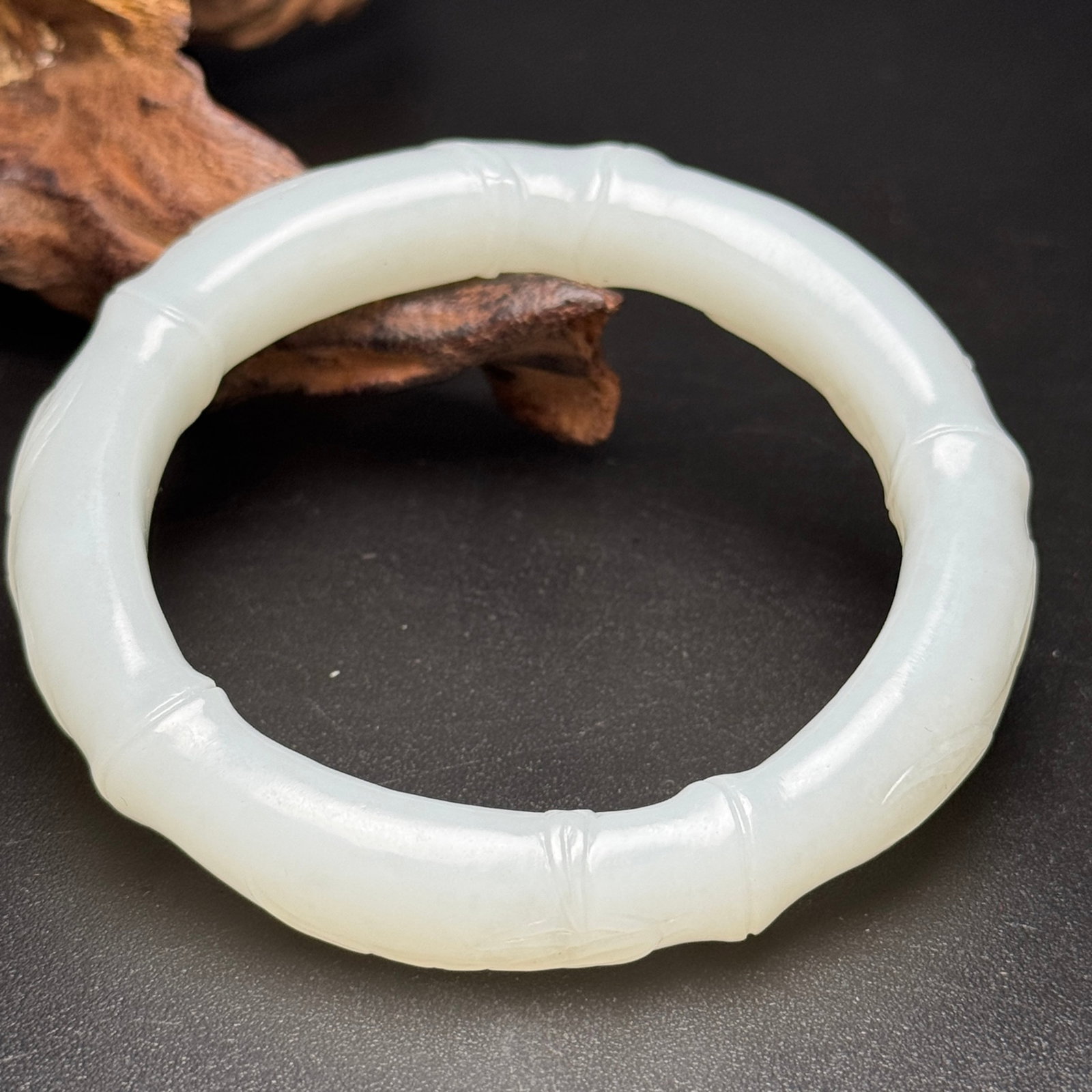 An Exquisite White Jade Bamboo Pattern Bracelets - 5