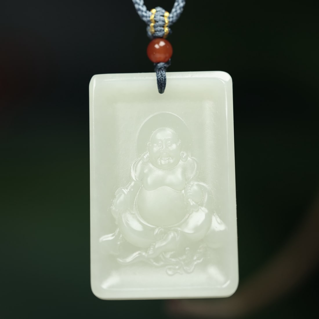 An Exquisite White Jade Maitreya Buddha Pattern Pendant: An Exquisite White Jade Maitreya Buddha Pattern Pendant,Size:30mmx46mm (寓意)吉祥 普度众生 保平安 