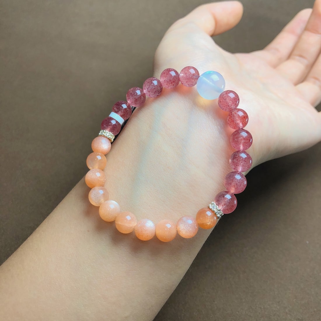 An Exquisite Crystal Bracelets - 4