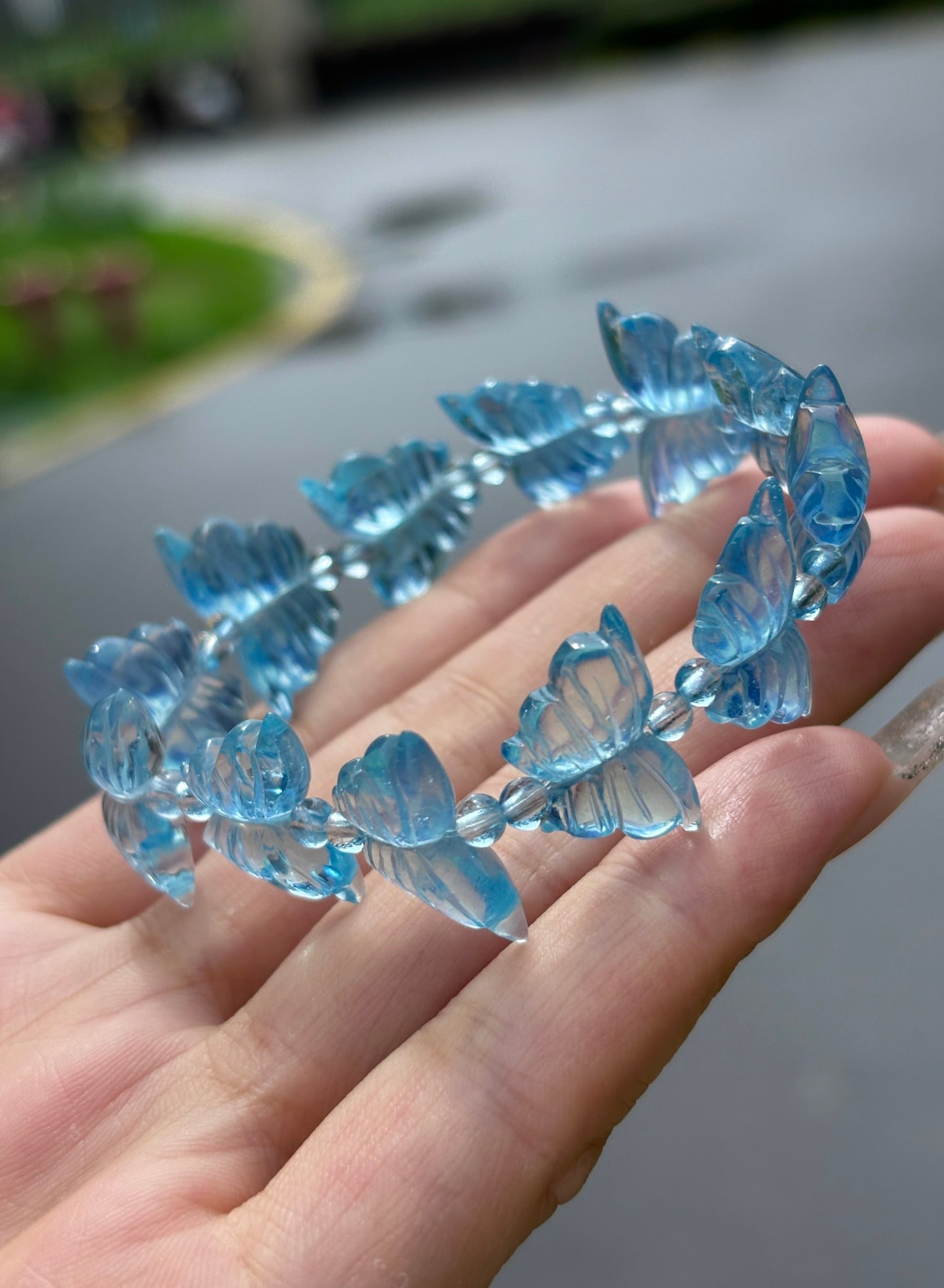 An Exquisite Aquamarine Butterfly Bracelets: An Exquisite Aquamarine Butterfly Bracelets,Size:20mm,Weight:17.5g 海蓝宝蝴蝶手串