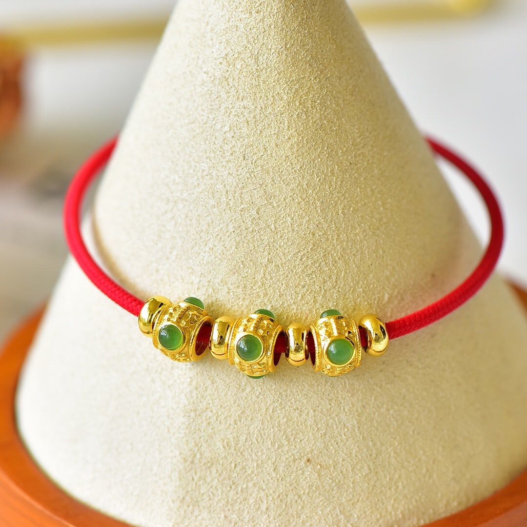 An Exquisite Sterling Silver-Gold Plated Inlaid Jasper Bracelets: An Exquisite Sterling Silver-Gold Plated Inlaid Jasper Bracelets,Size:3mmx3mm 纯银镀金镶碧玉手镯