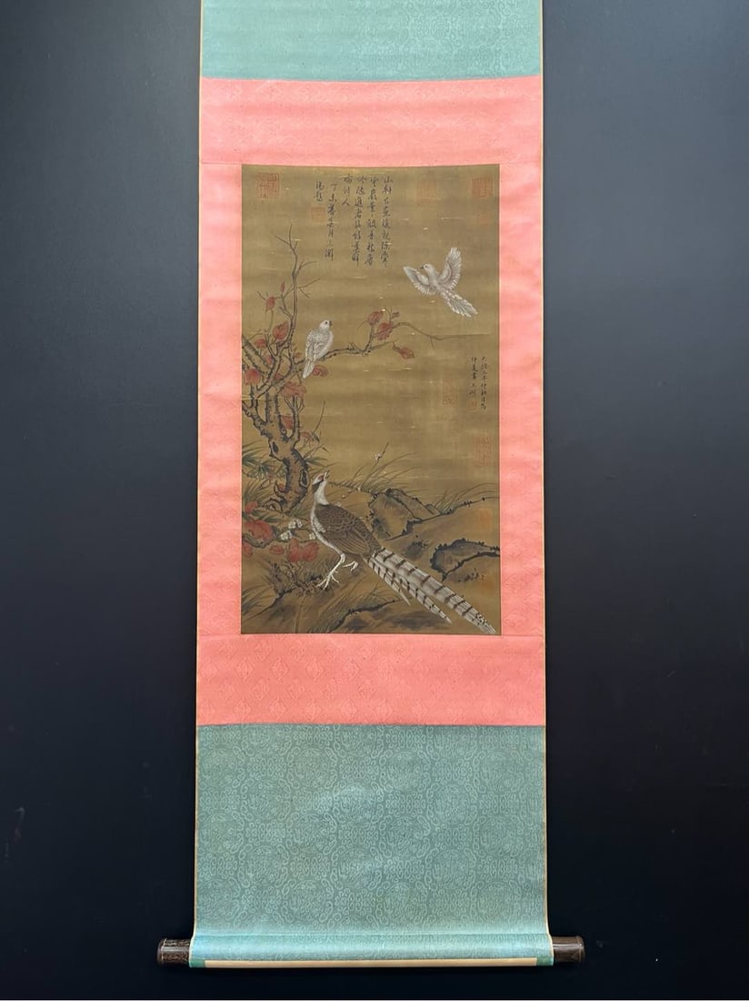 A Chinese Vertical Scroll Ink Painting of Flowers and Birds on Silk: A Chinese Vertical Scroll Ink Painting of Flowers and Birds on Silk,Song Dynasty, China,Wang Yuan,without frame size:14.6inx26.8in 一幅中国水墨绢本Ŏ