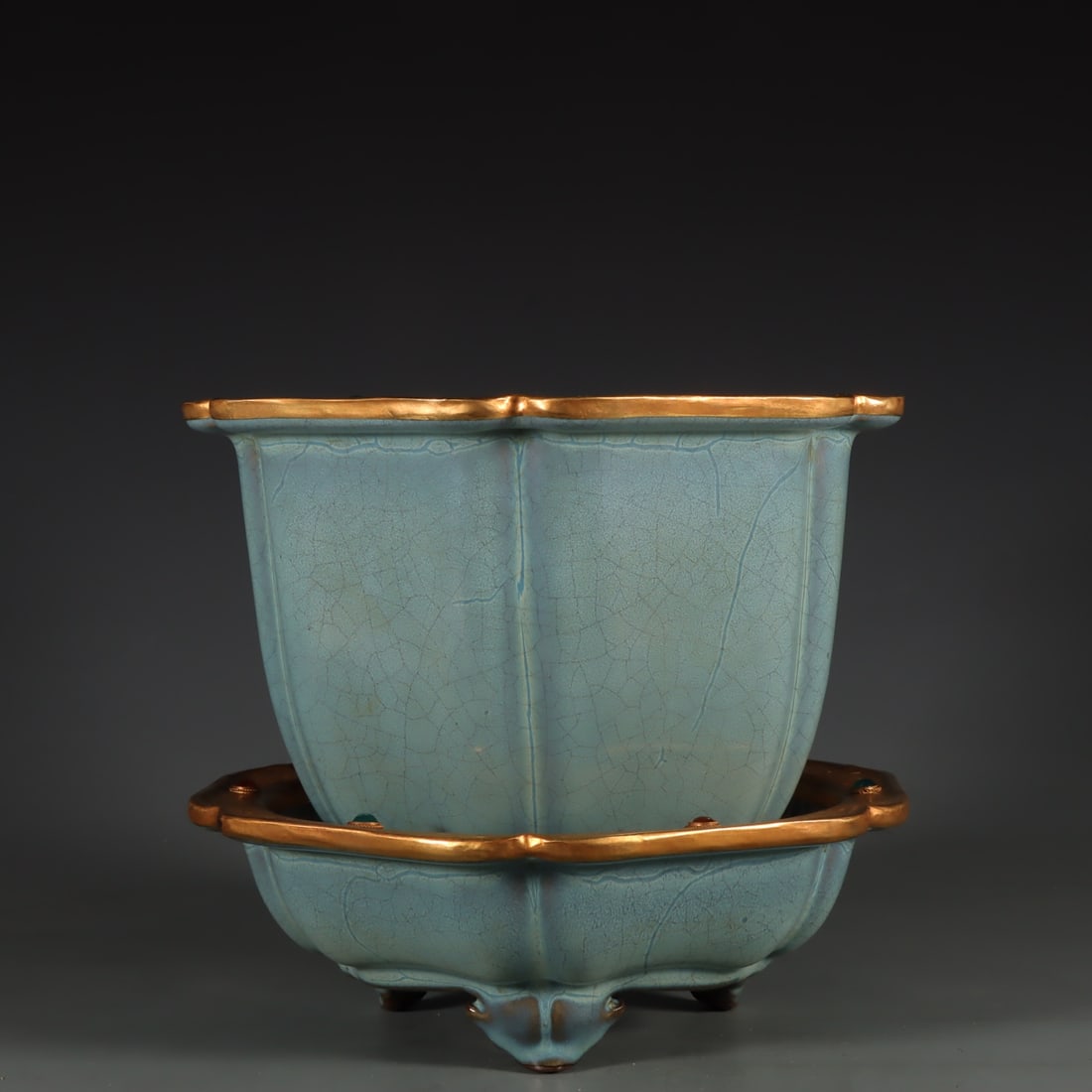 A Exquisite Jun Kiln Sky Blue Glaze Inlaid Gold Inlaid Gems Flower Pot (1 of 11)