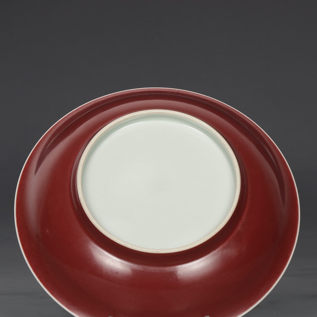 A Exquisite Ji Red Glazed Dragon Pattern Plate - 9