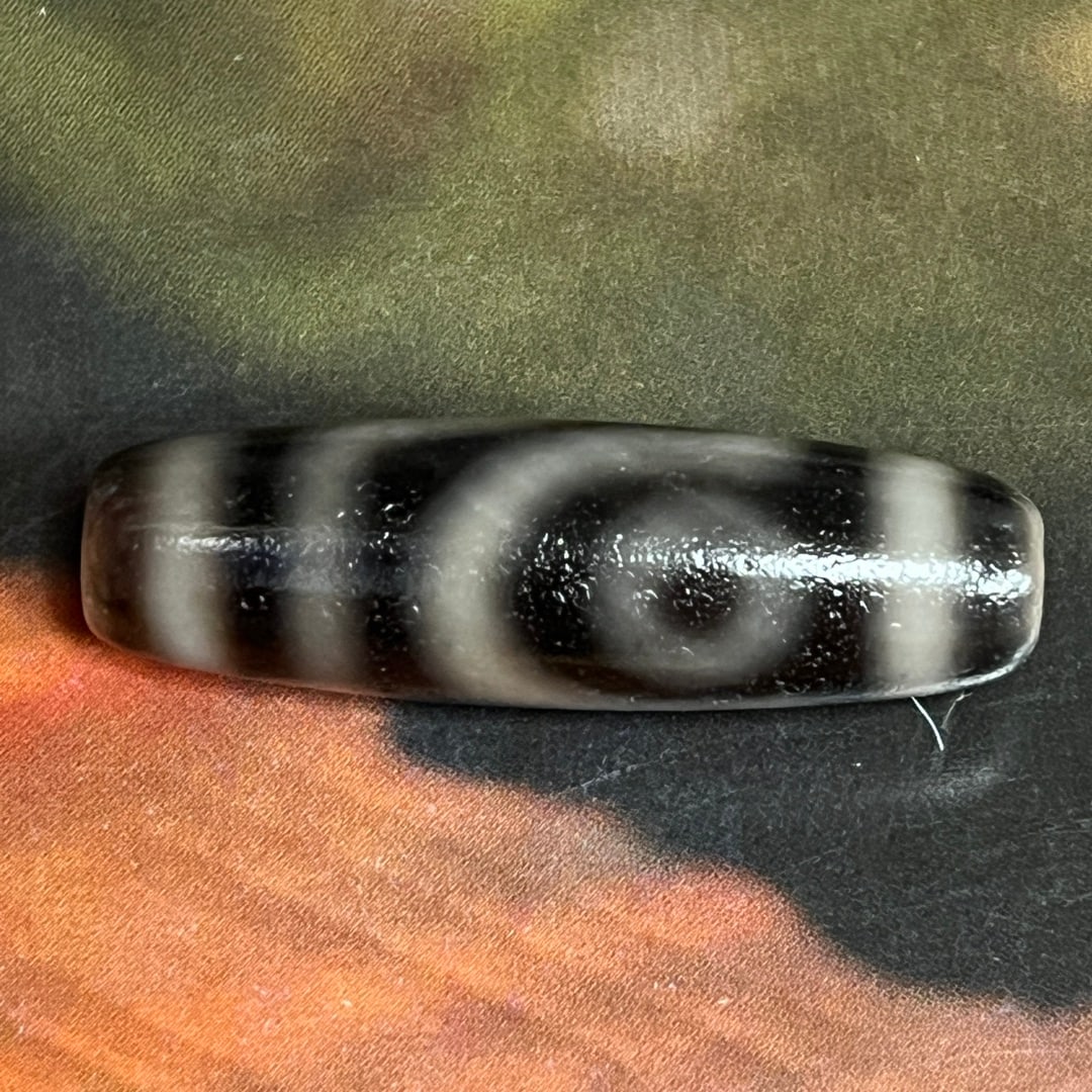 A Exquisite Two-Eye Dzi Bead - 7