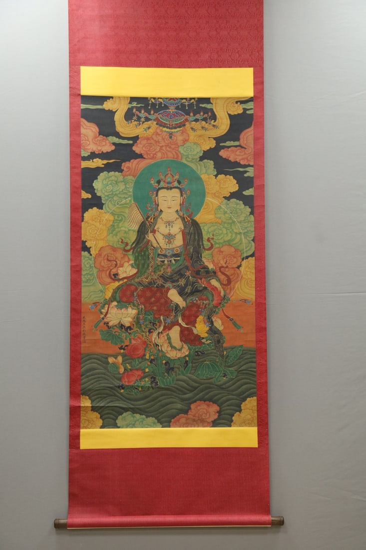 A Chinese Vertical Scroll Ink Painting of Buddha Statue on Silk,Wu Bin (1 of 9)