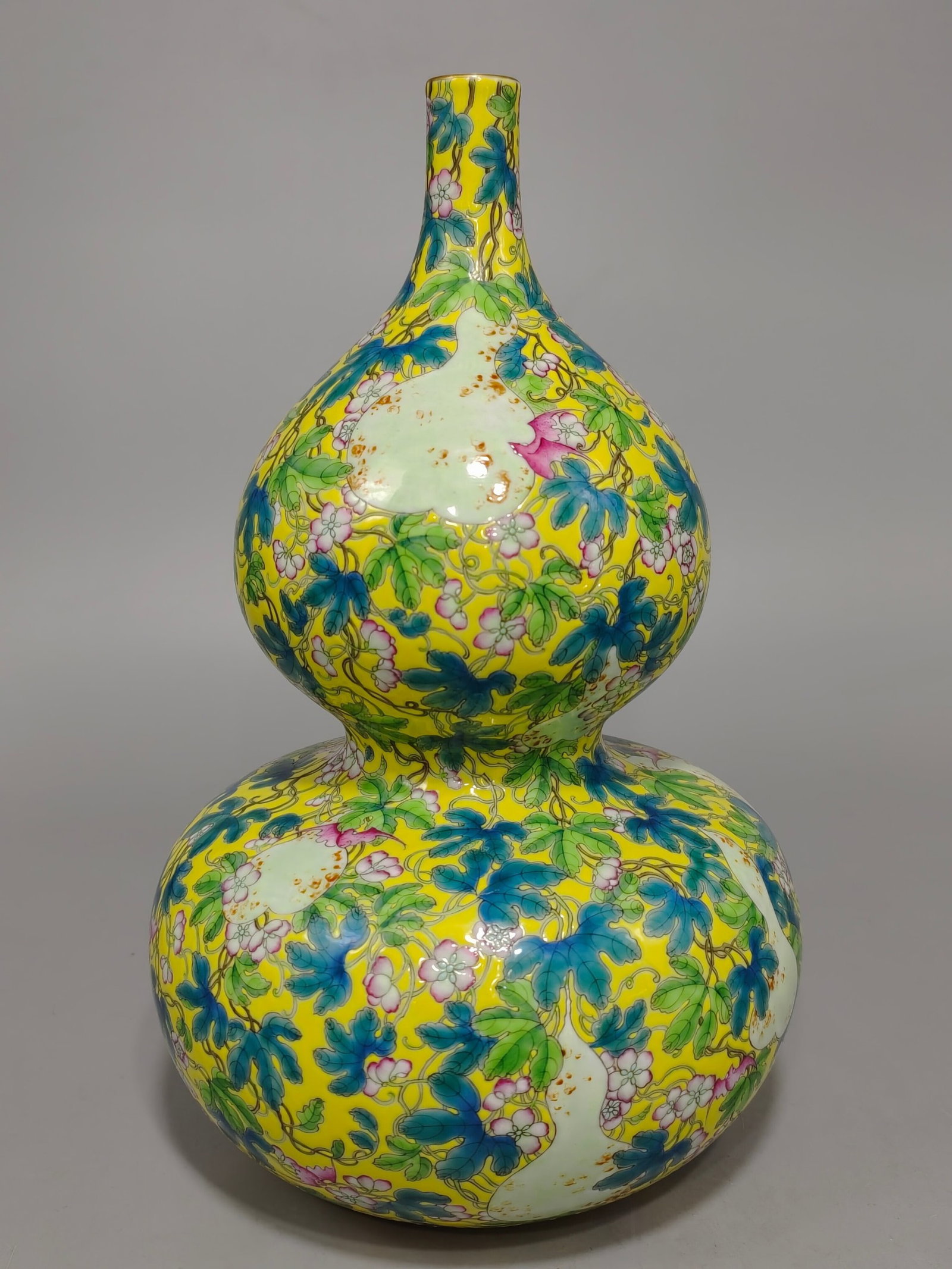 A Rare Famille-Rose Painted Gold Flower and Fruit Pattern Gourd Vase: A Rare Famille-Rose Painted Gold Flower and Fruit Pattern Gourd Vase,Qing Dynasty,China,Yongzheng Six-character Mark,Size:12.6inx8.3in 粉彩描金花果纹葫&