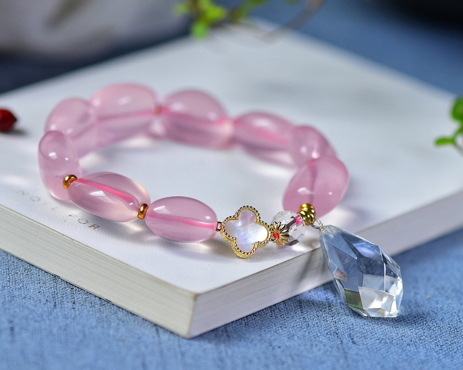 An Exquisite Crystal Bracelets - 3