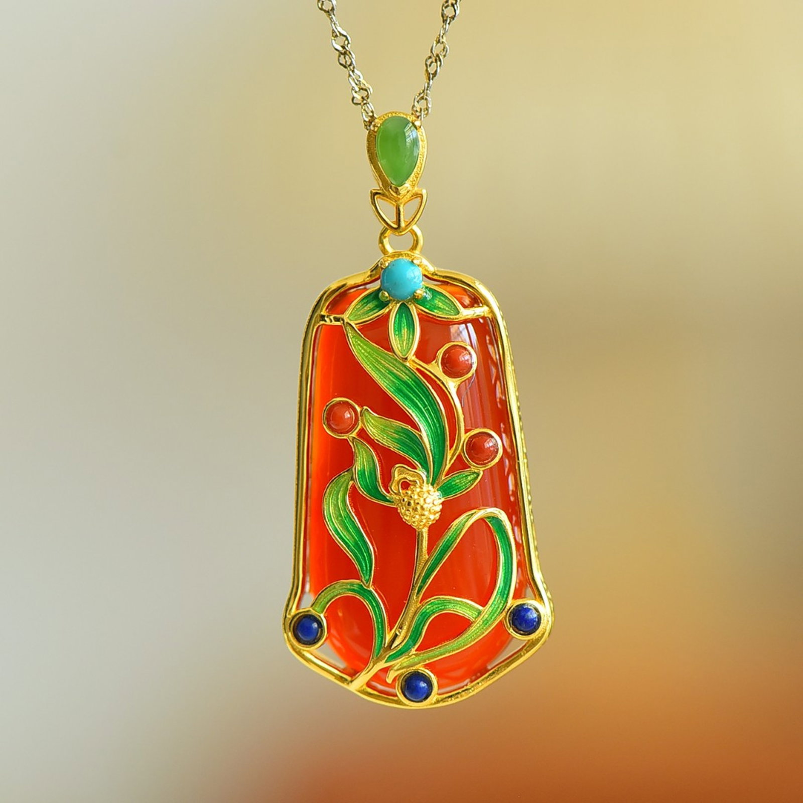 An Exquisite Sterling Silver-Gold Plated Inlaid Agate Pendant,Inlaid Turquoise: An Exquisite Sterling Silver-Gold Plated Inlaid Agate Pendant,Inlaid Turquoise,Size:15mmx30mm 纯银镀金镶玛瑙吊坠,嵌绿松石