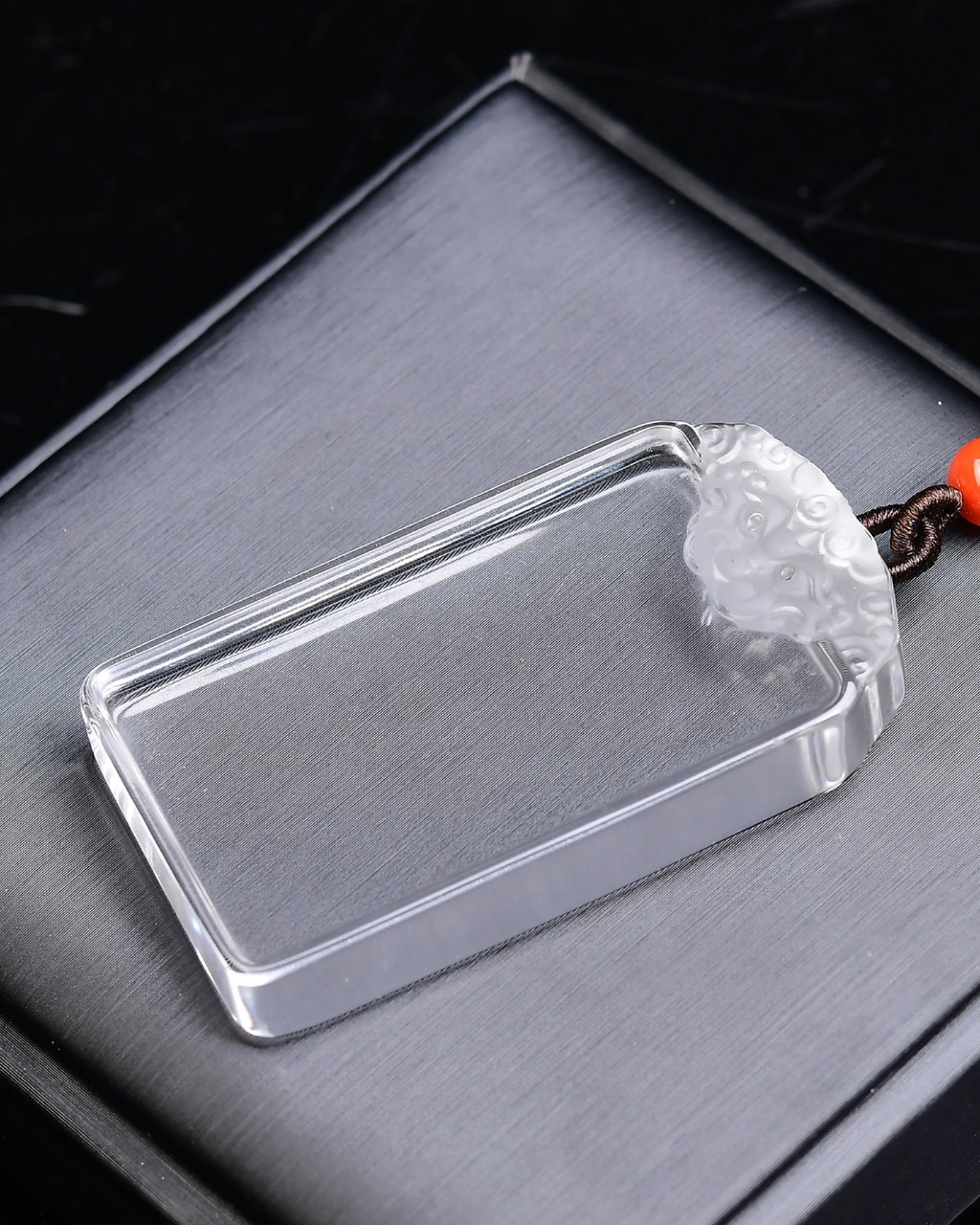 An Exquisite Crystal Beast-Face Pattern Pendant - 4